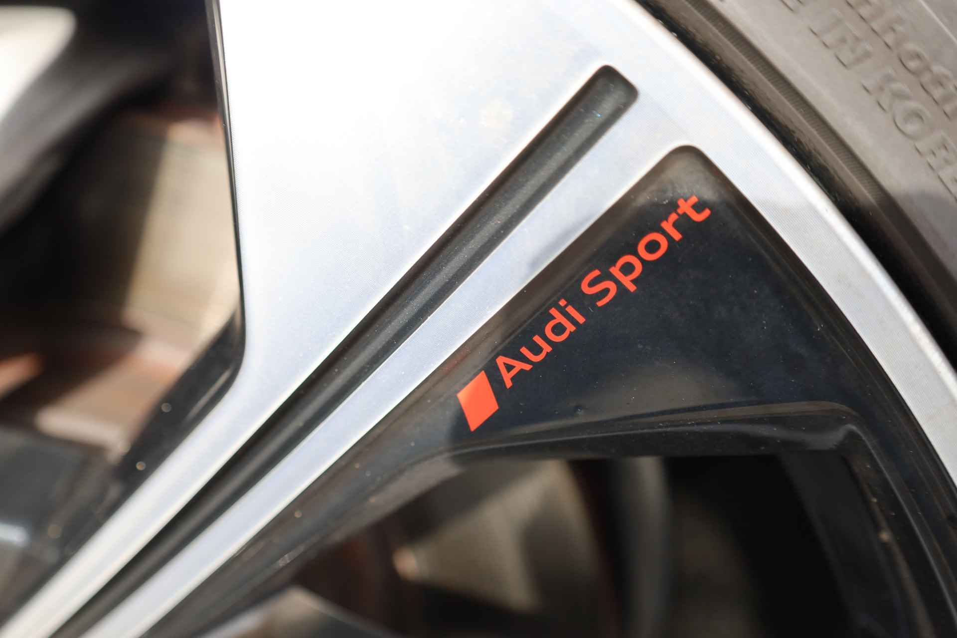Audi Q5 Sportback S Line 45TFSI 195kw/265pk quattro S-tronic 7 - 53/74