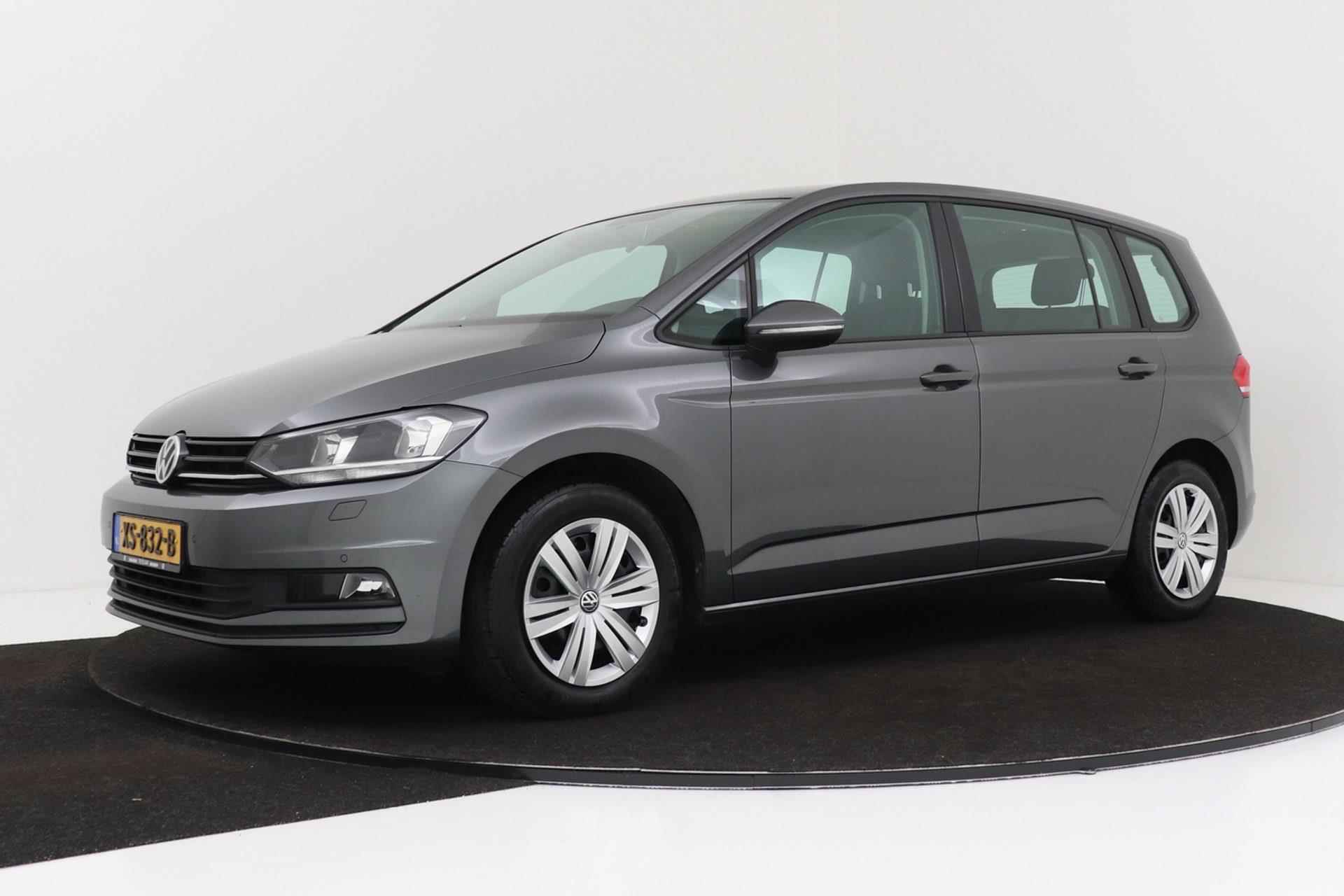 Volkswagen Touran 1.2 TSI Comfortline 7p | Trekhaak | CarPlay | Stoelverwarming | - 5/40