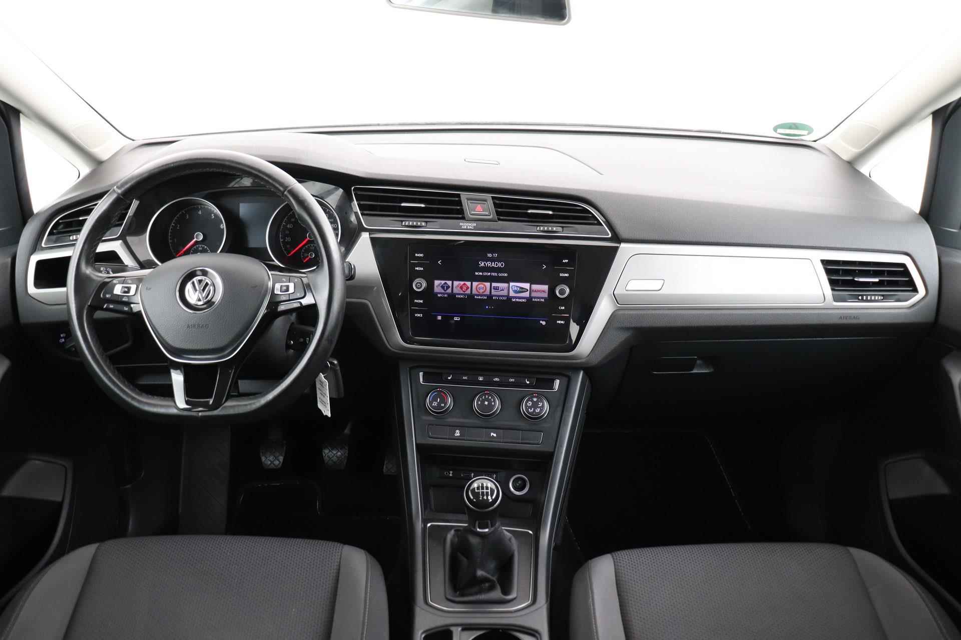 Volkswagen Touran 1.2 TSI Comfortline 7p | Trekhaak | CarPlay | Stoelverwarming | - 7/40