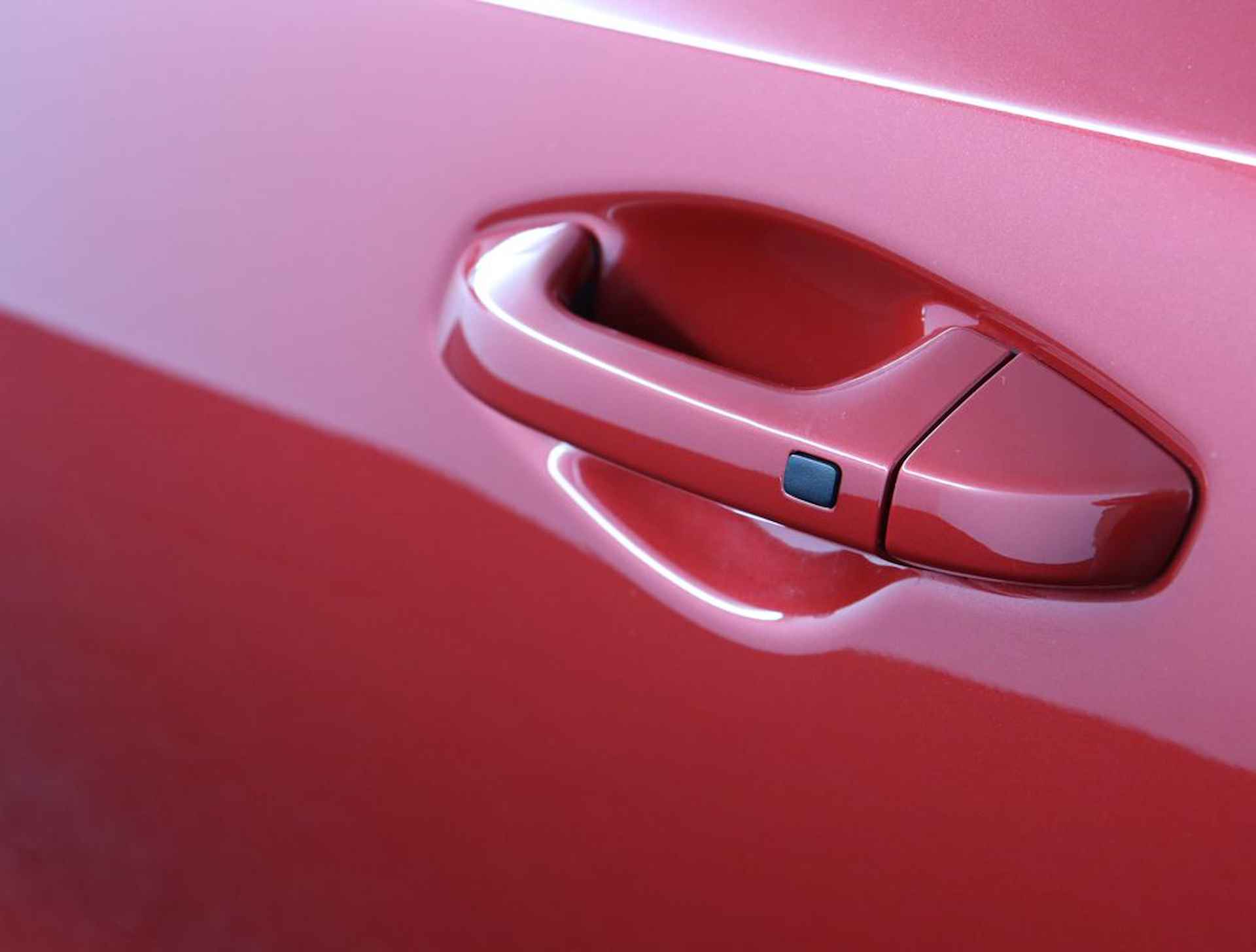 Kia Xceed 1.0 T-GDi GT-Line First Edition - Elektrisch glazen schuif-/kanteldak - Apple Carplay/Android Auto - Fabrieksgarantie tot 03-2030 - 17/74