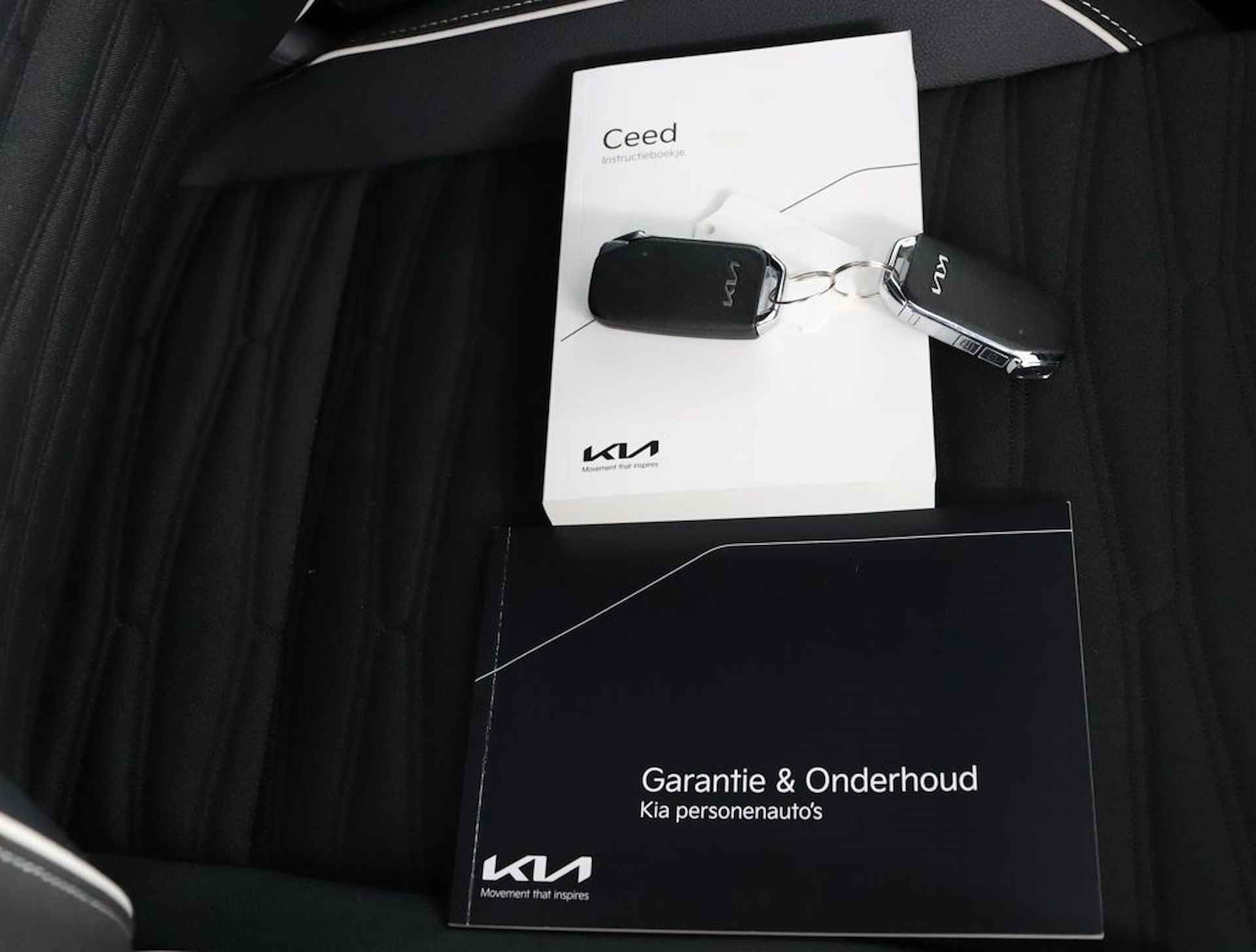 Kia Xceed 1.0 T-GDi GT-Line First Edition - Elektrisch glazen schuif-/kanteldak - Apple Carplay/Android Auto - Fabrieksgarantie tot 03-2030 - 55/74