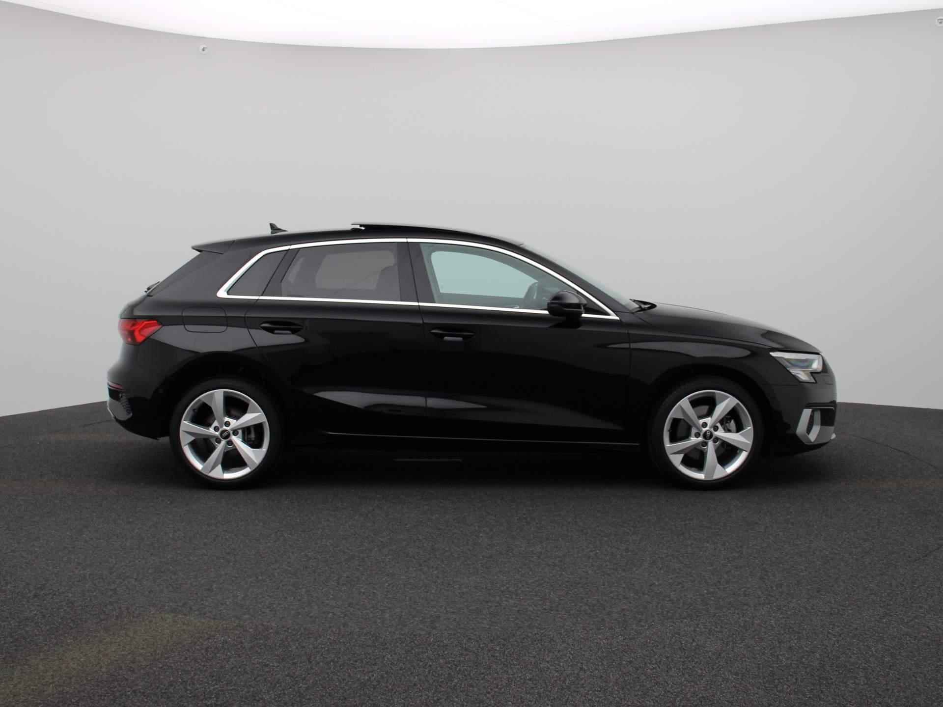 Audi A3 Sportback 40 TFSI e Advanced edition 204 PK | Automaat | Navigatie | Camera | Panoramadak | Cruise Control | Climate Control | Parkeersensoren | Virtual Cockpit | LED | Lichtmetalen velgen | Privacy glass | - 6/46