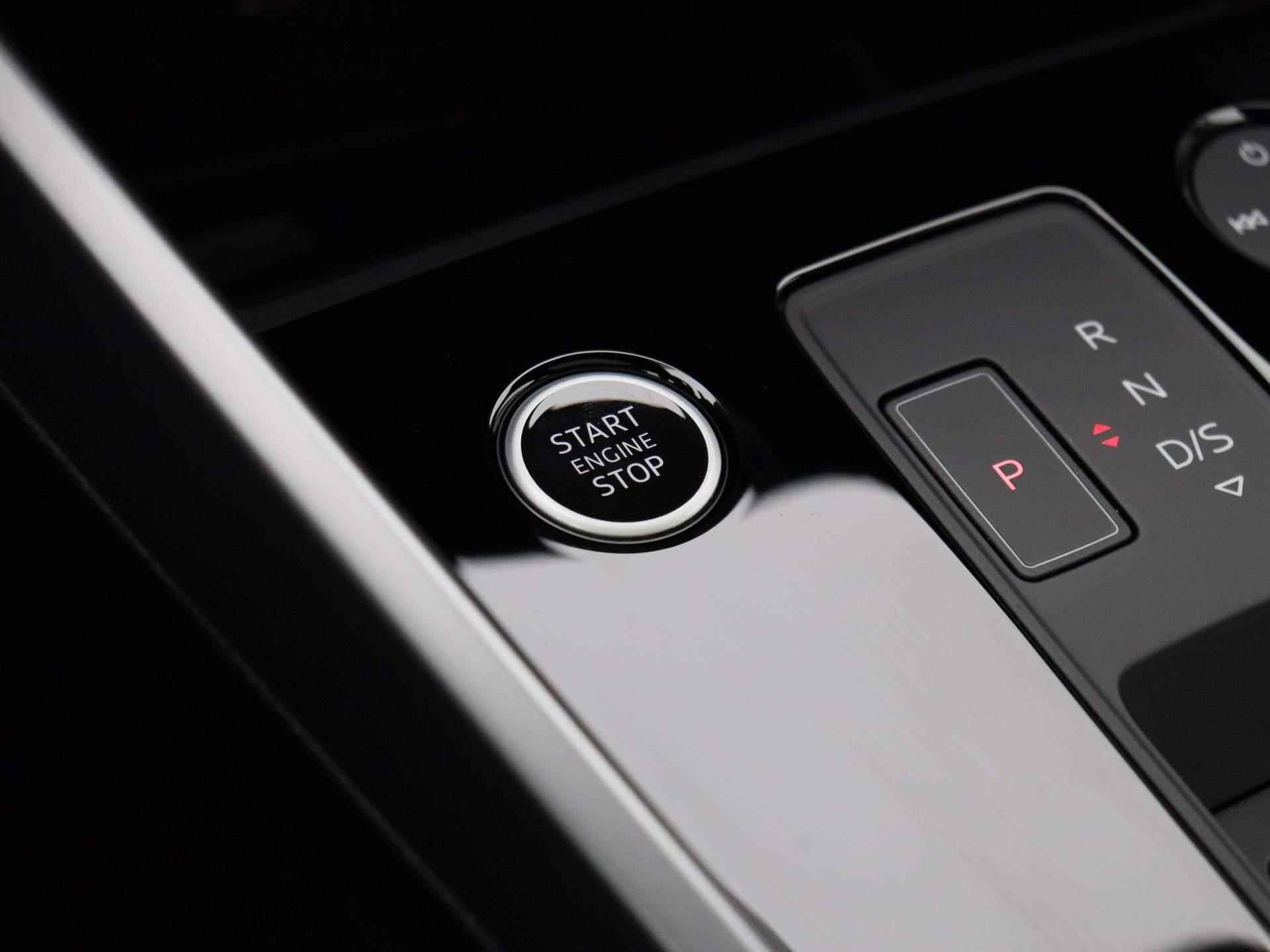 Audi A3 Sportback 40 TFSI e Advanced edition 204 PK | Automaat | Navigatie | Camera | Panoramadak | Cruise Control | Climate Control | Parkeersensoren | Virtual Cockpit | LED | Lichtmetalen velgen | Privacy glass | - 22/46