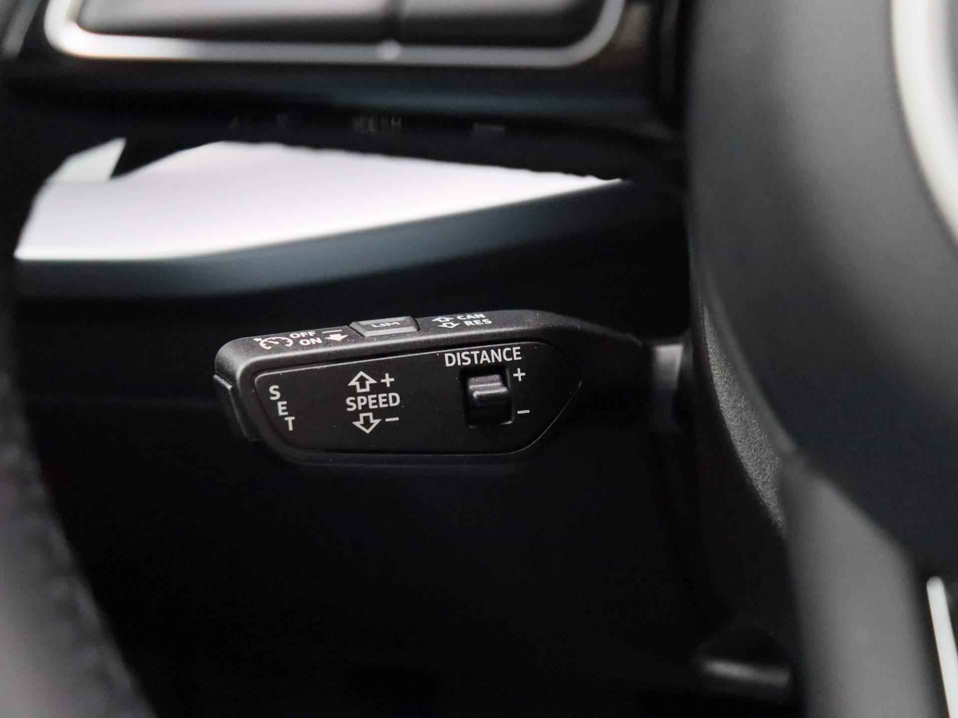 Audi A3 Sportback 40 TFSI e Advanced edition 204 PK | Automaat | Navigatie | Camera | Panoramadak | Cruise Control | Climate Control | Parkeersensoren | Virtual Cockpit | LED | Lichtmetalen velgen | Privacy glass | - 23/46
