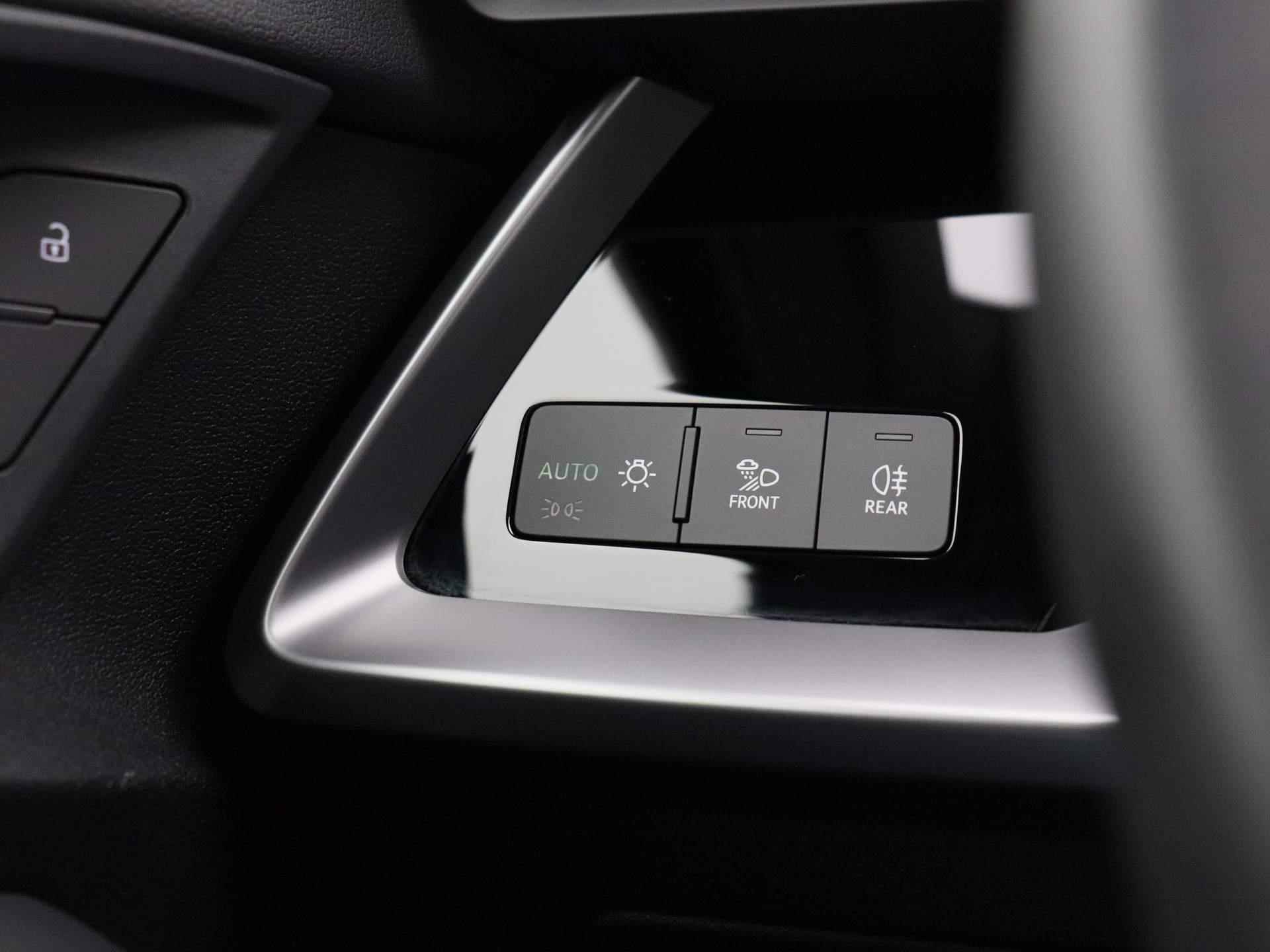 Audi A3 Sportback 40 TFSI e Advanced edition 204 PK | Automaat | Navigatie | Camera | Panoramadak | Cruise Control | Climate Control | Parkeersensoren | Virtual Cockpit | LED | Lichtmetalen velgen | Privacy glass | - 27/46
