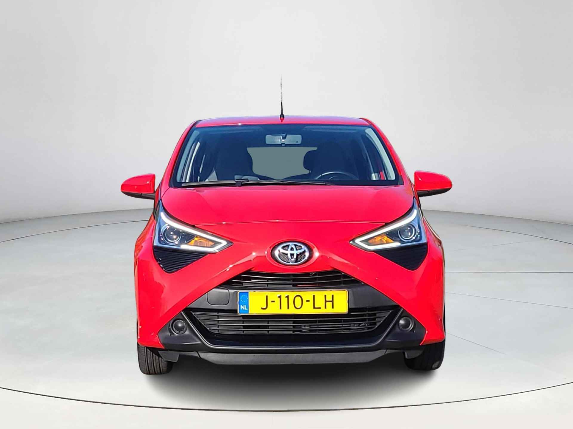 Toyota Aygo 1.0 VVT-i x-play Automaat | Apple CarPlay / Android Auto | Rijklaarprijs incl. garantie | - 9/30