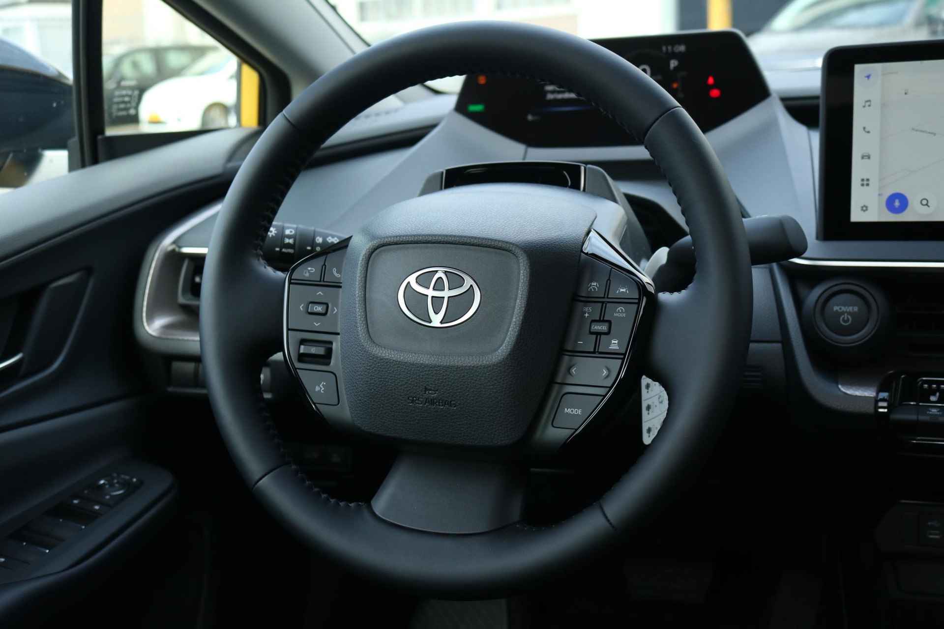 Toyota Prius 2.0 Plug-in Executive, Panorama-dak, NIEUW , Direct leverbaar - 19/50