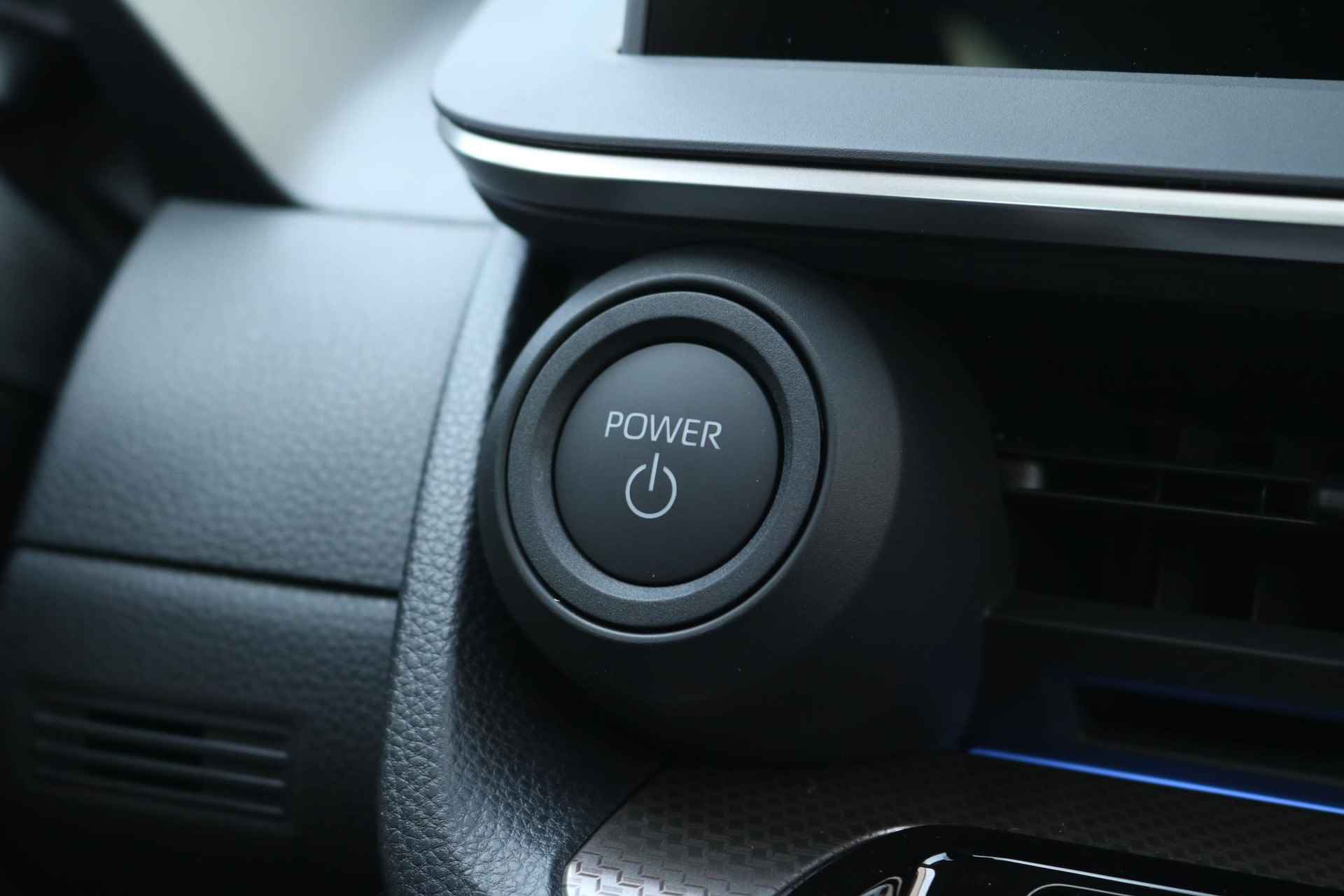 Toyota Prius 2.0 Plug-in Executive, Panorama-dak, NIEUW , Direct leverbaar - 44/50
