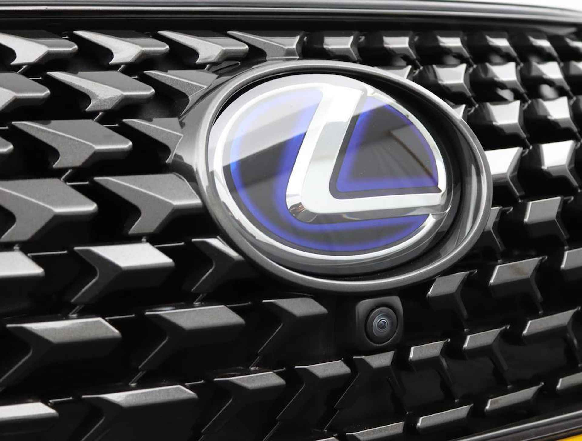 Lexus UX 250h Executive Line | Stoelkoeling | Head-Up Display| Elektrisch bedienbare achterklep | - 37/59