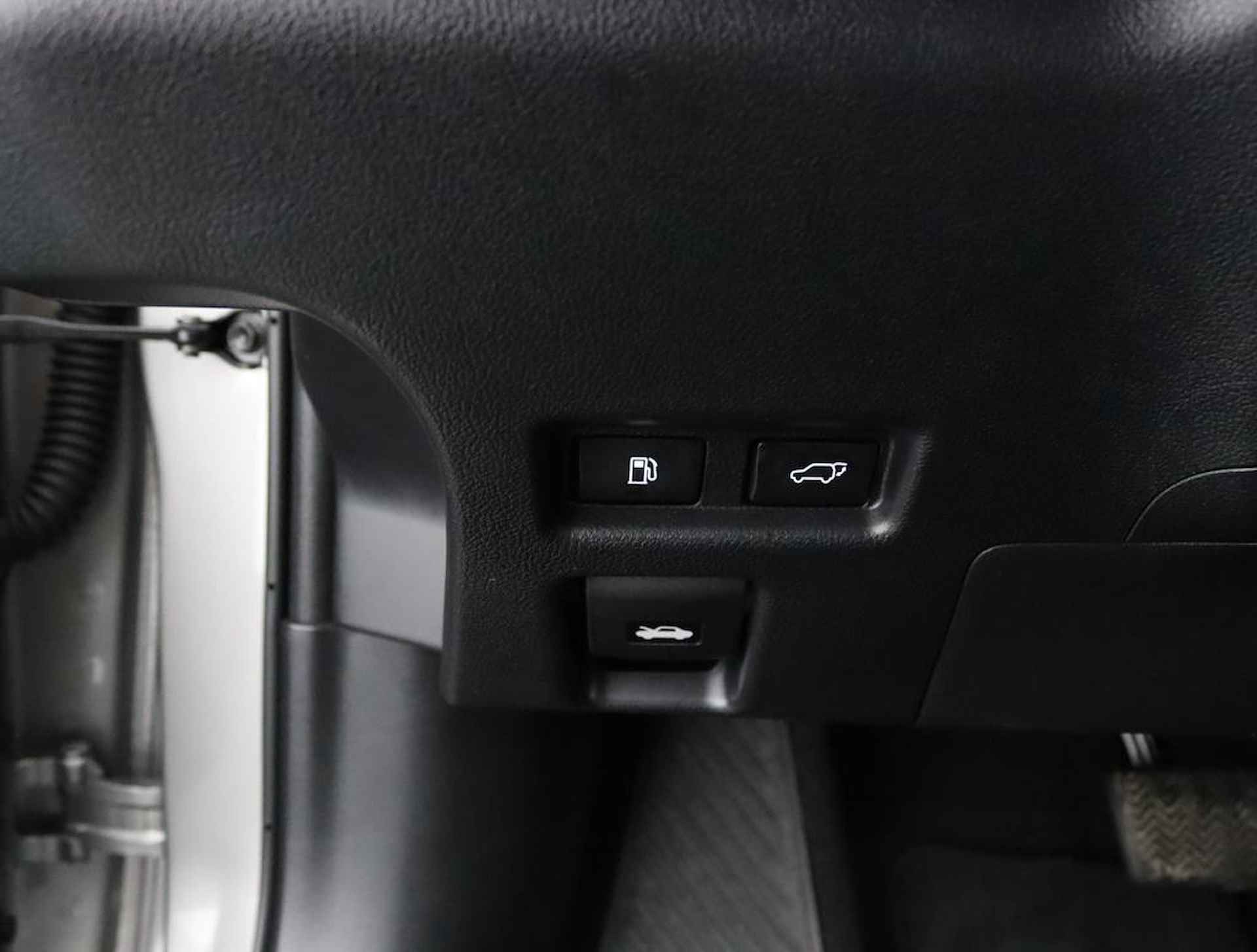 Lexus UX 250h Executive Line | Stoelkoeling | Head-Up Display| Elektrisch bedienbare achterklep | - 47/59