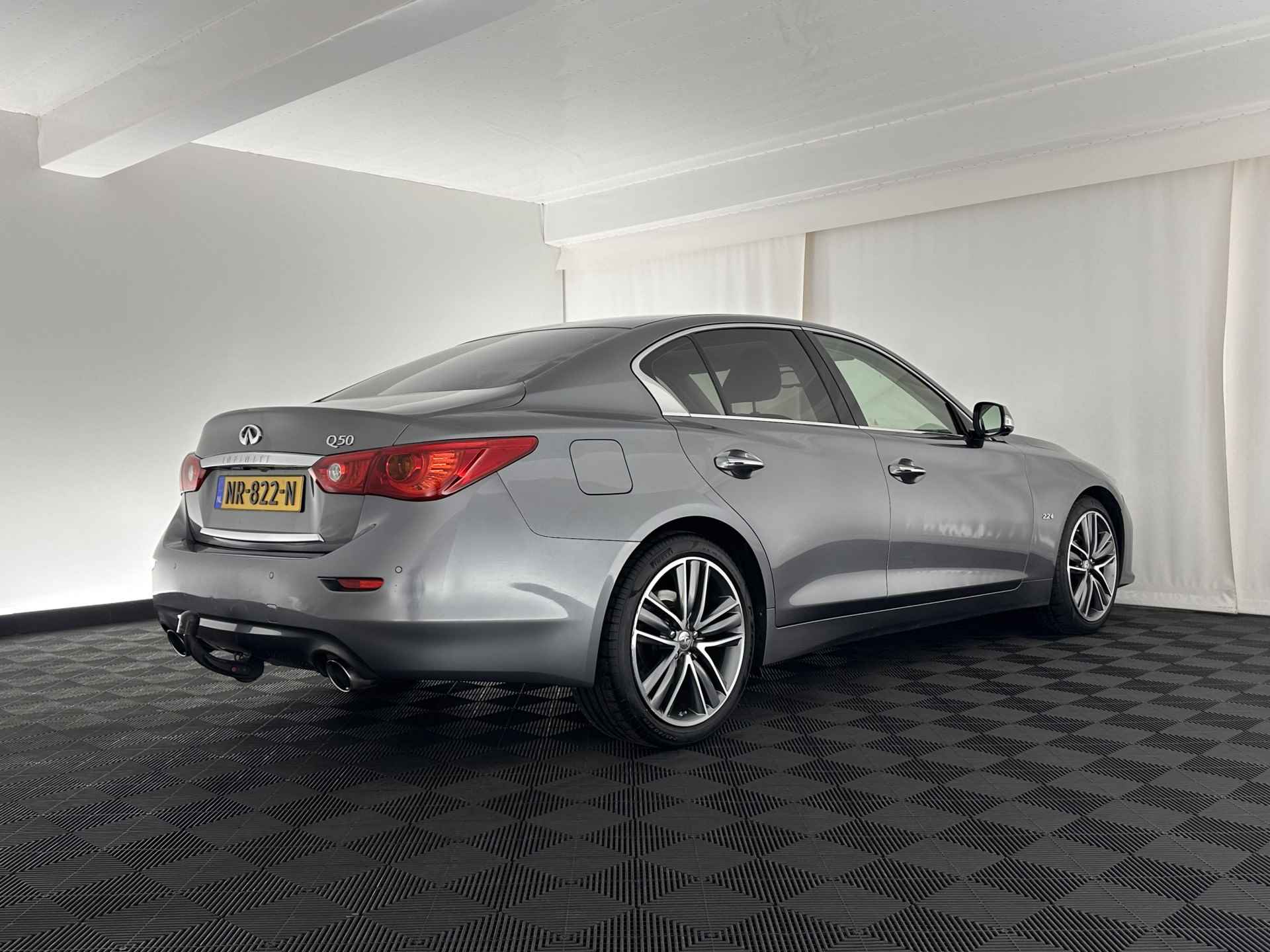 Infiniti Q50 2.2d Performance + Aut. *PANO | FULL-LEATHER | FULL-LED | ADAPT.CRUISE | BLINDSPOT | MEMORY-SEATS | SURROUND-VIEW | NAVI-FULLMAP | KEYLESS | SHIFT-PADDLES | HEATED-SEATS | SPORT-SEATS | TOWBAR | 19''ALU* - 6/33