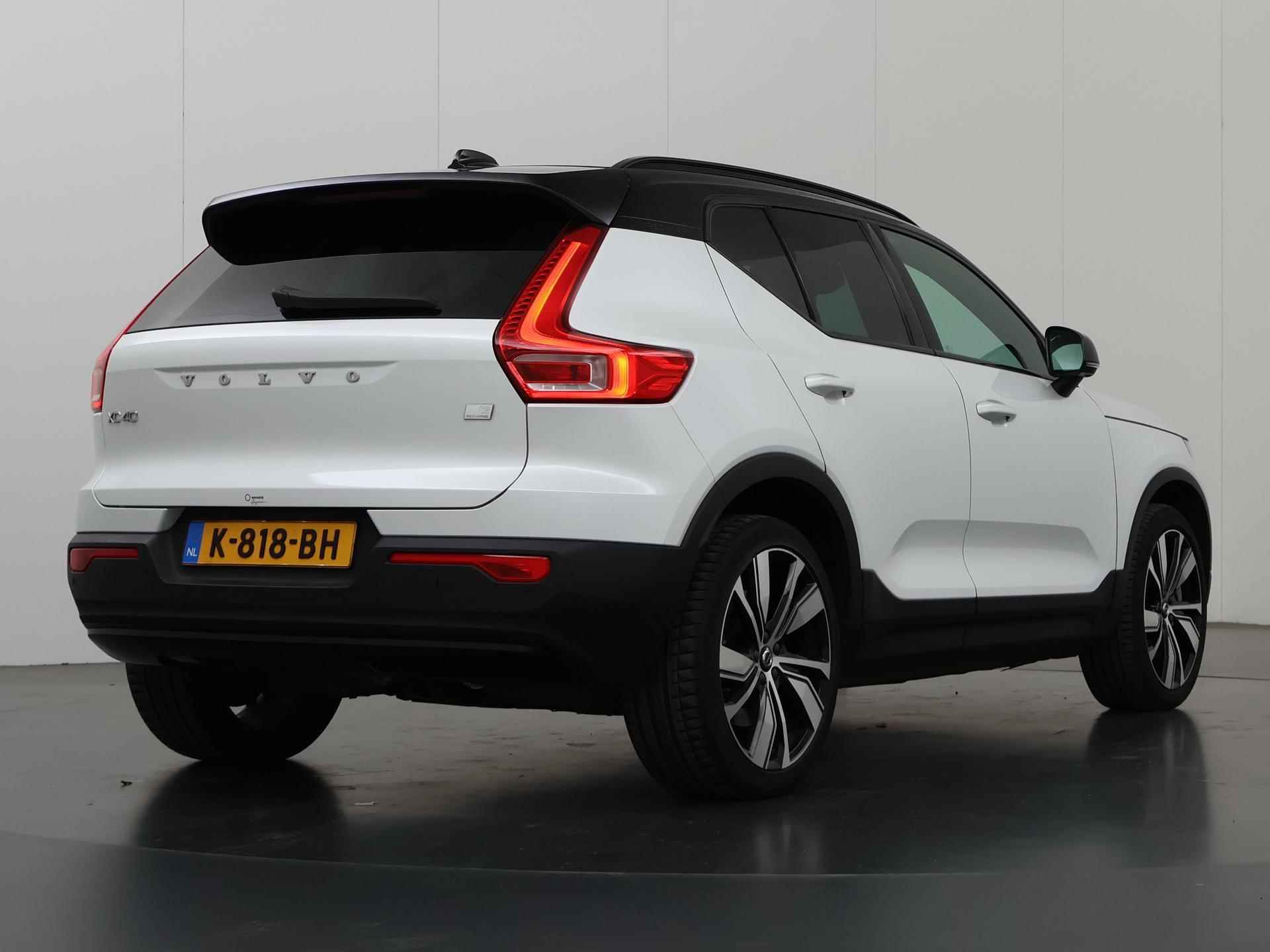 Volvo XC40 Recharge P8 AWD R-Design | Panoramadak | Warmtepomp | Harman/Kardon Audio | Adaptieve Cruise Control | Blis | - 3/41