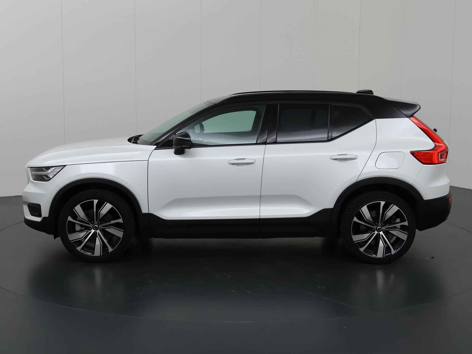 Volvo XC40 Recharge P8 AWD R-Design | Panoramadak | Warmtepomp | Harman/Kardon Audio | Adaptieve Cruise Control | Blis | - 6/41