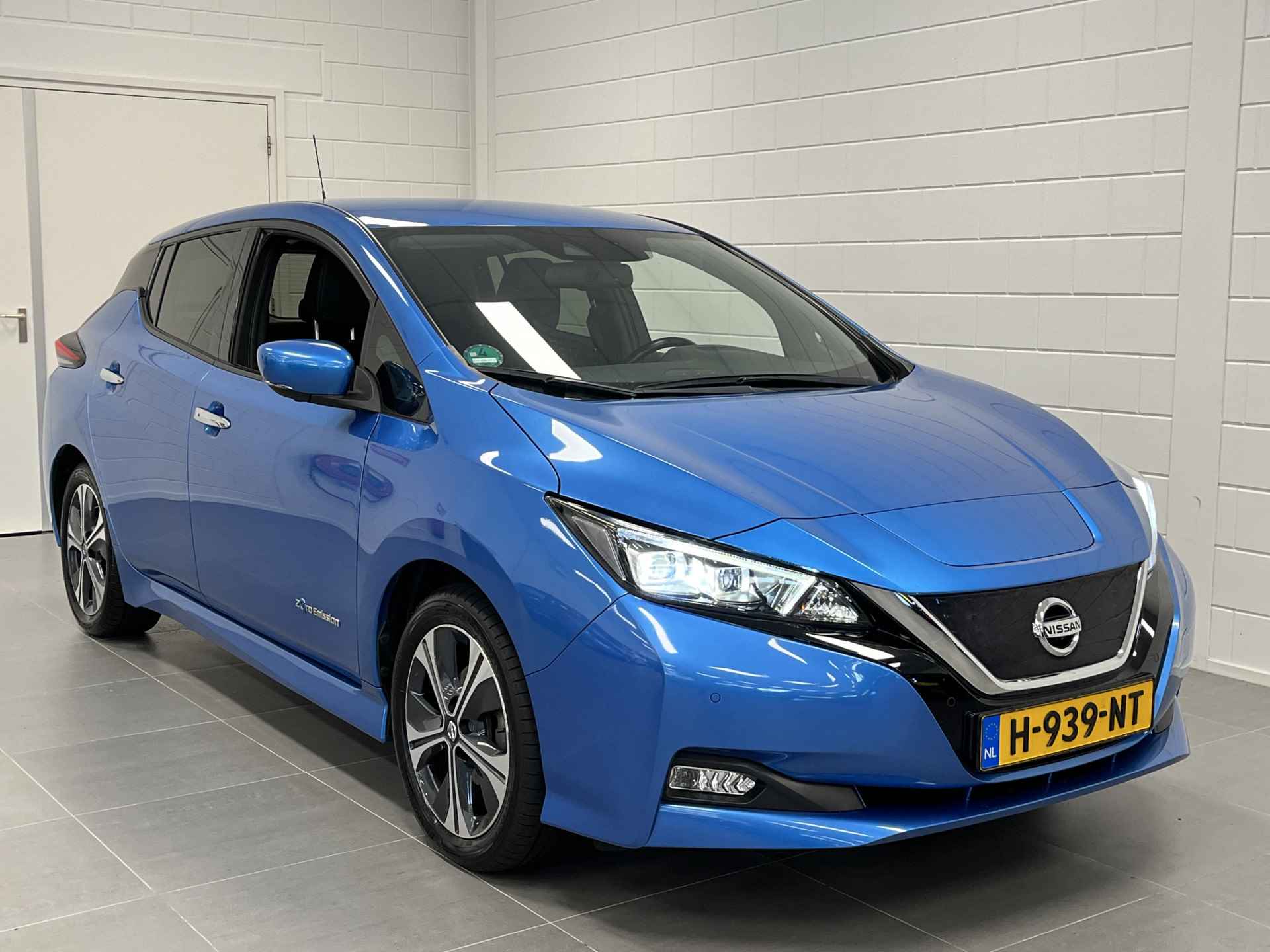 Nissan Leaf Tekna 40 kWh BOSE AUDIO | NAVIGATIE | 360 CAMERA | 2000 EURO SEPP SUBSIDIE MOGELIJK! - 10/45