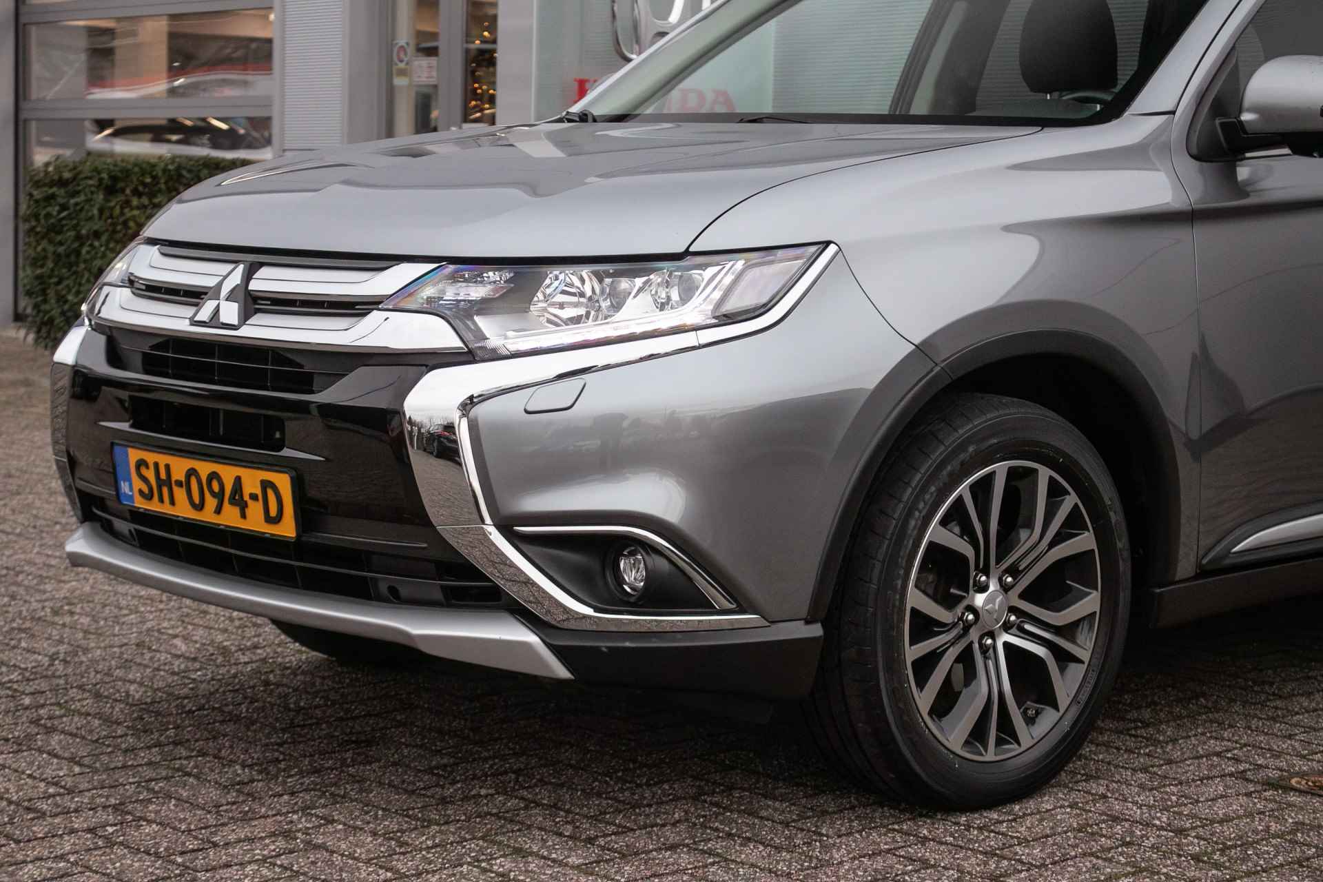 Mitsubishi Outlander 2.0 Connect Pro automaat All-in rijklaarprijs | Dealer onderh. | Trekhaak | Nav | Leer | Cam - 28/41