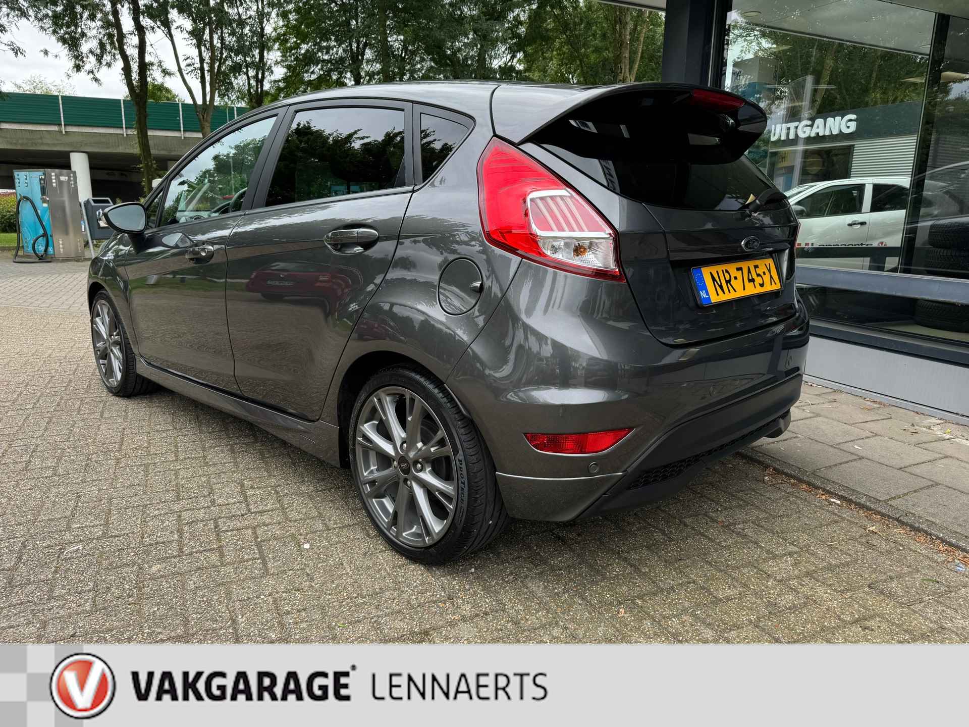 Ford Fiesta 1.0 EcoB. ST Line, Rijklaarpprijs / 12mnd garantie - 5/23