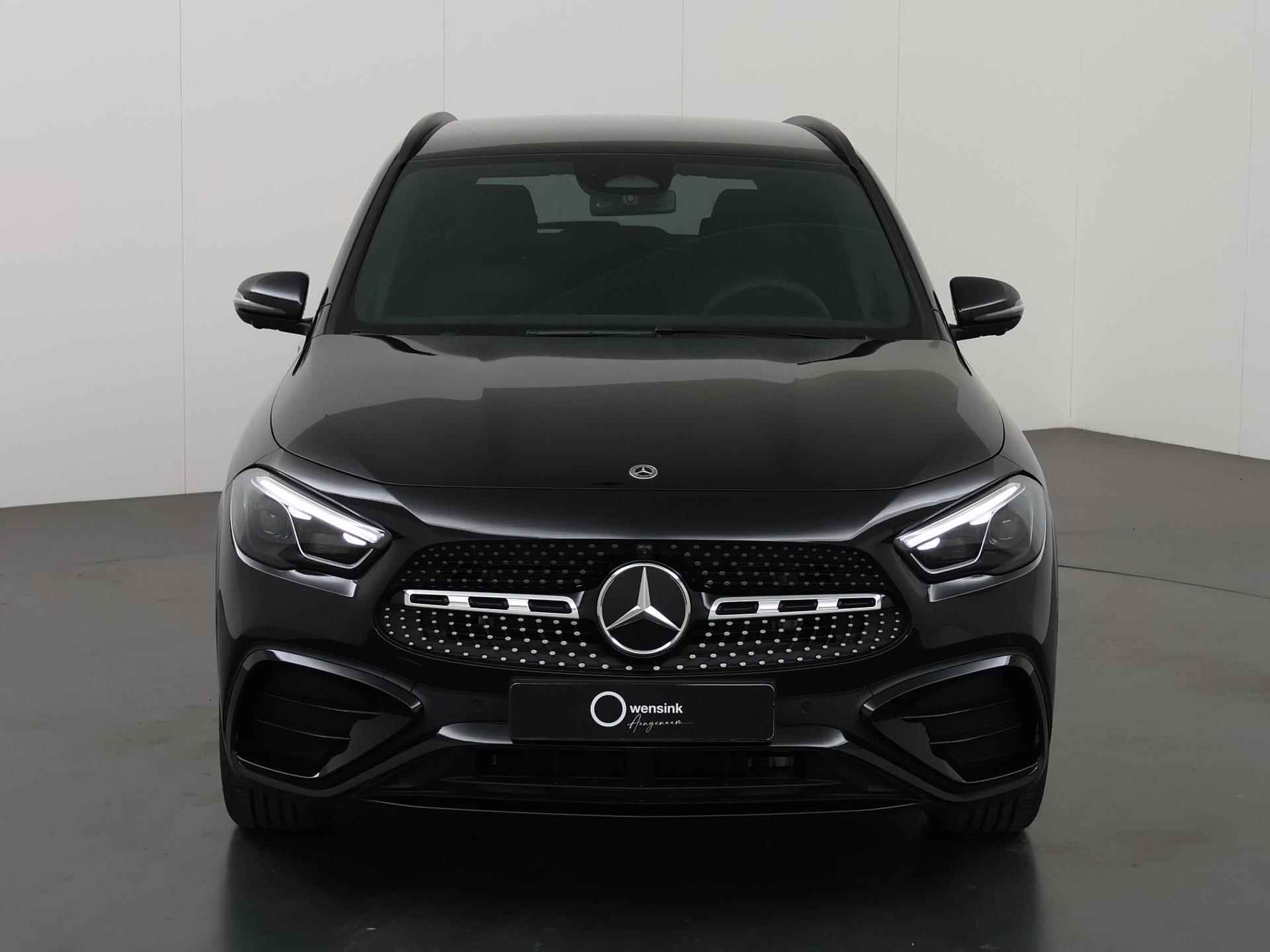 Mercedes-Benz GLA-klasse 180 Star Edition AMG Line l Night Pack l 20'' LM Velgen - 4/49