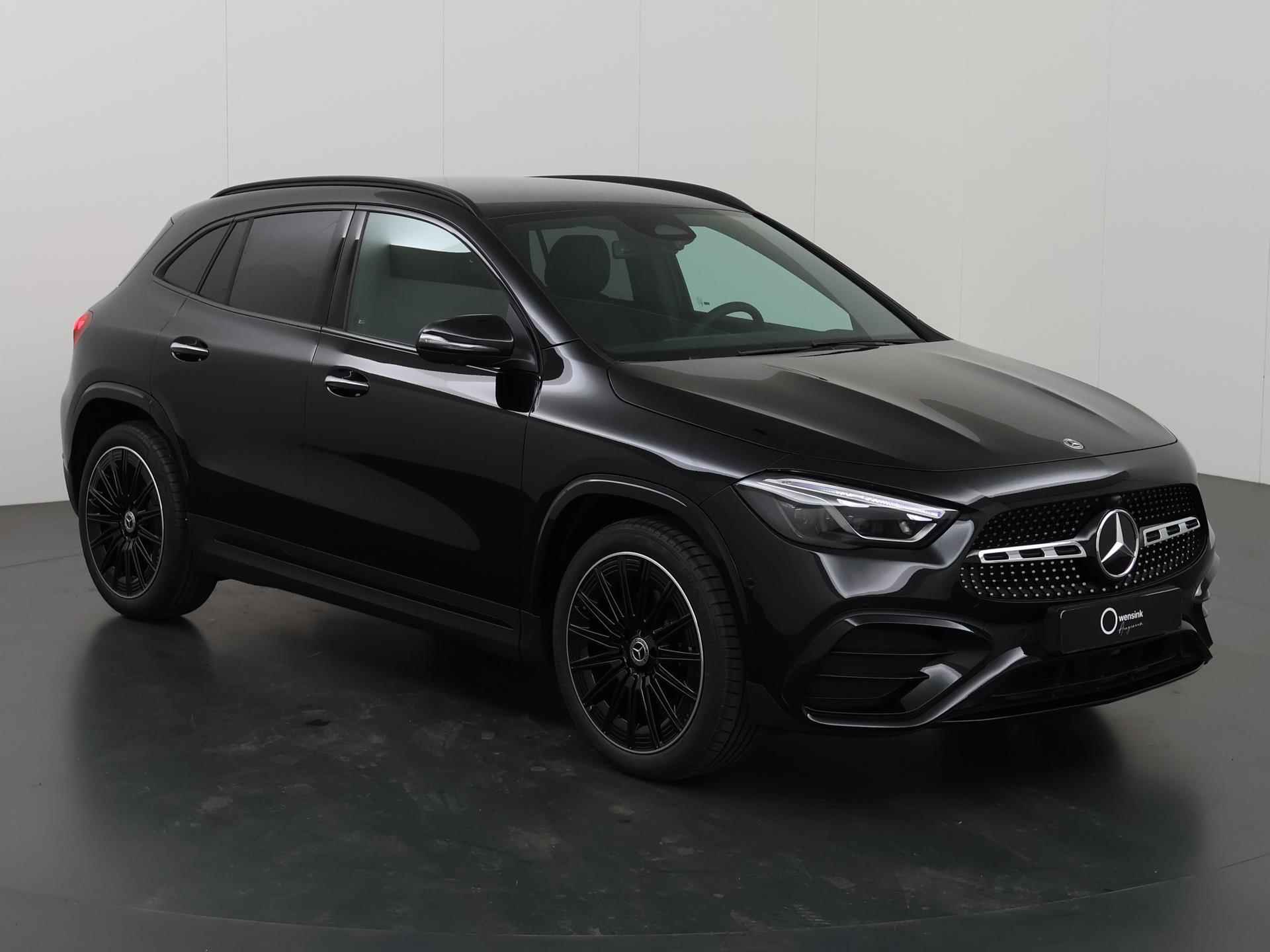 Mercedes-Benz GLA-klasse 180 Star Edition AMG Line l Night Pack l 20'' LM Velgen - 24/49