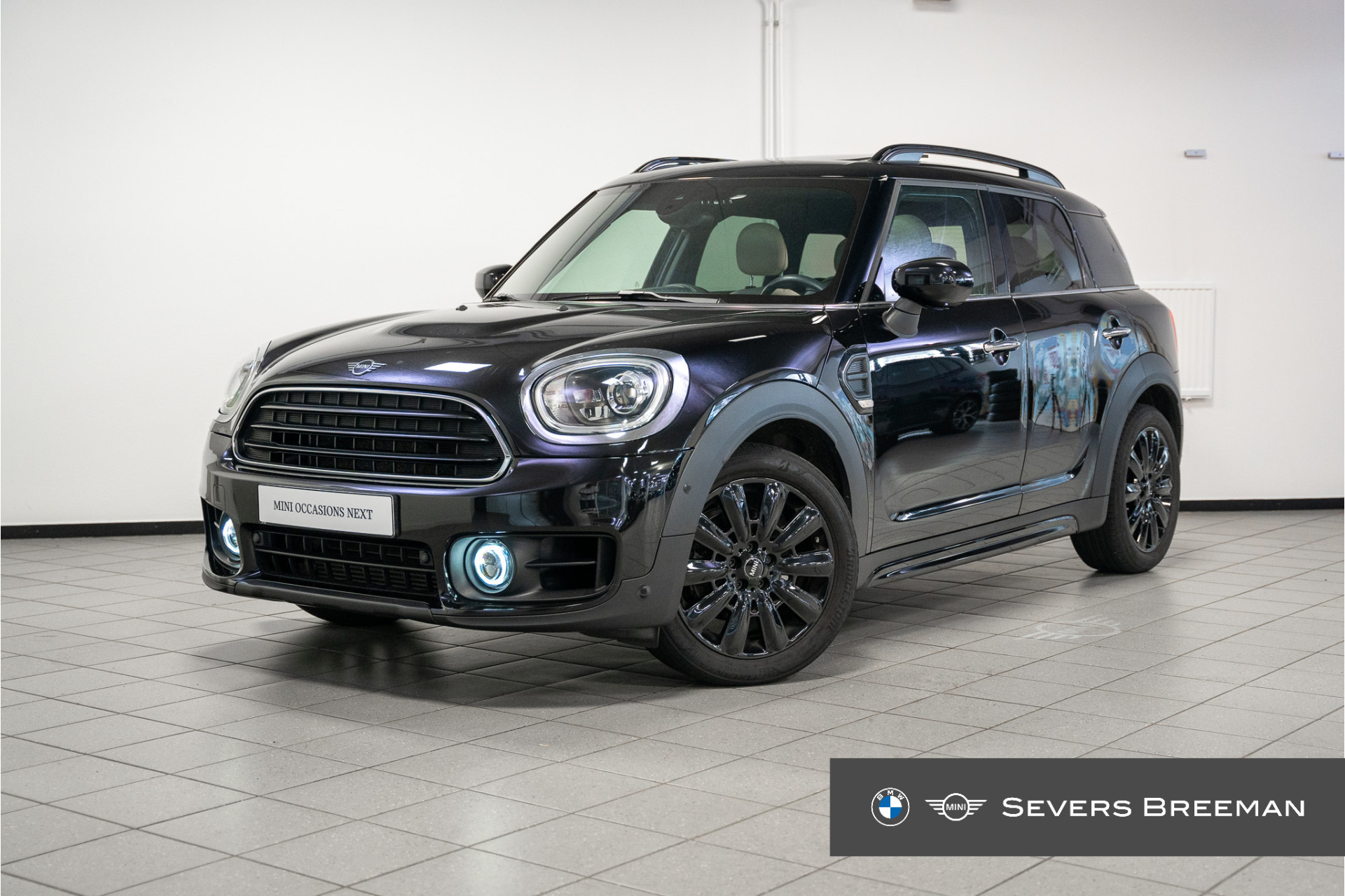 MINI Countryman Cooper Serious Business Aut.