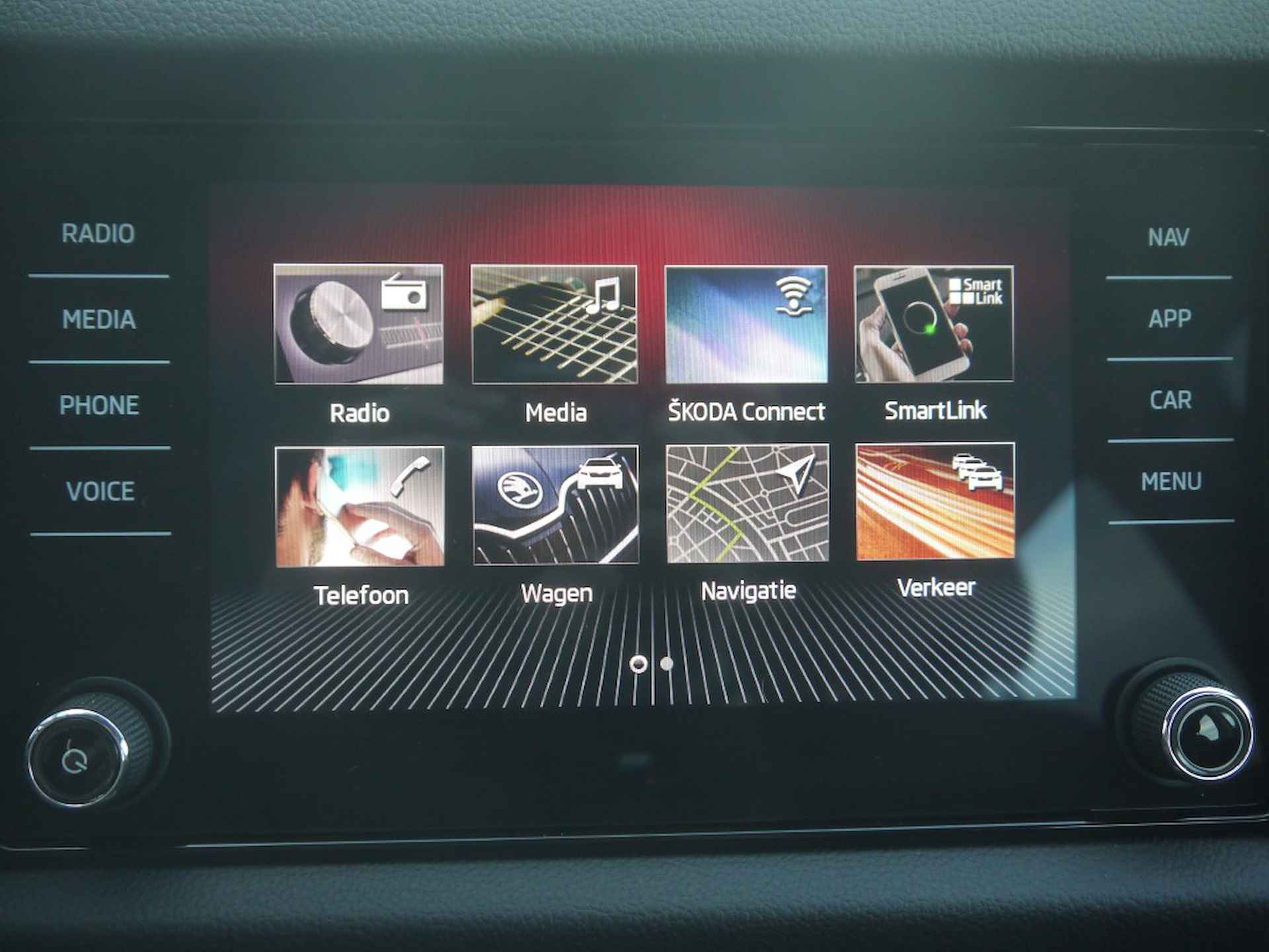Škoda Kodiaq 1.5 TSI Business Edition NL-Auto!! Half-Leder I Camera I Apple-Carplay -- BEVRIJDINGSDAG GEOPEND VAN 11.00 T/M 15.00 UUR -- - 17/33