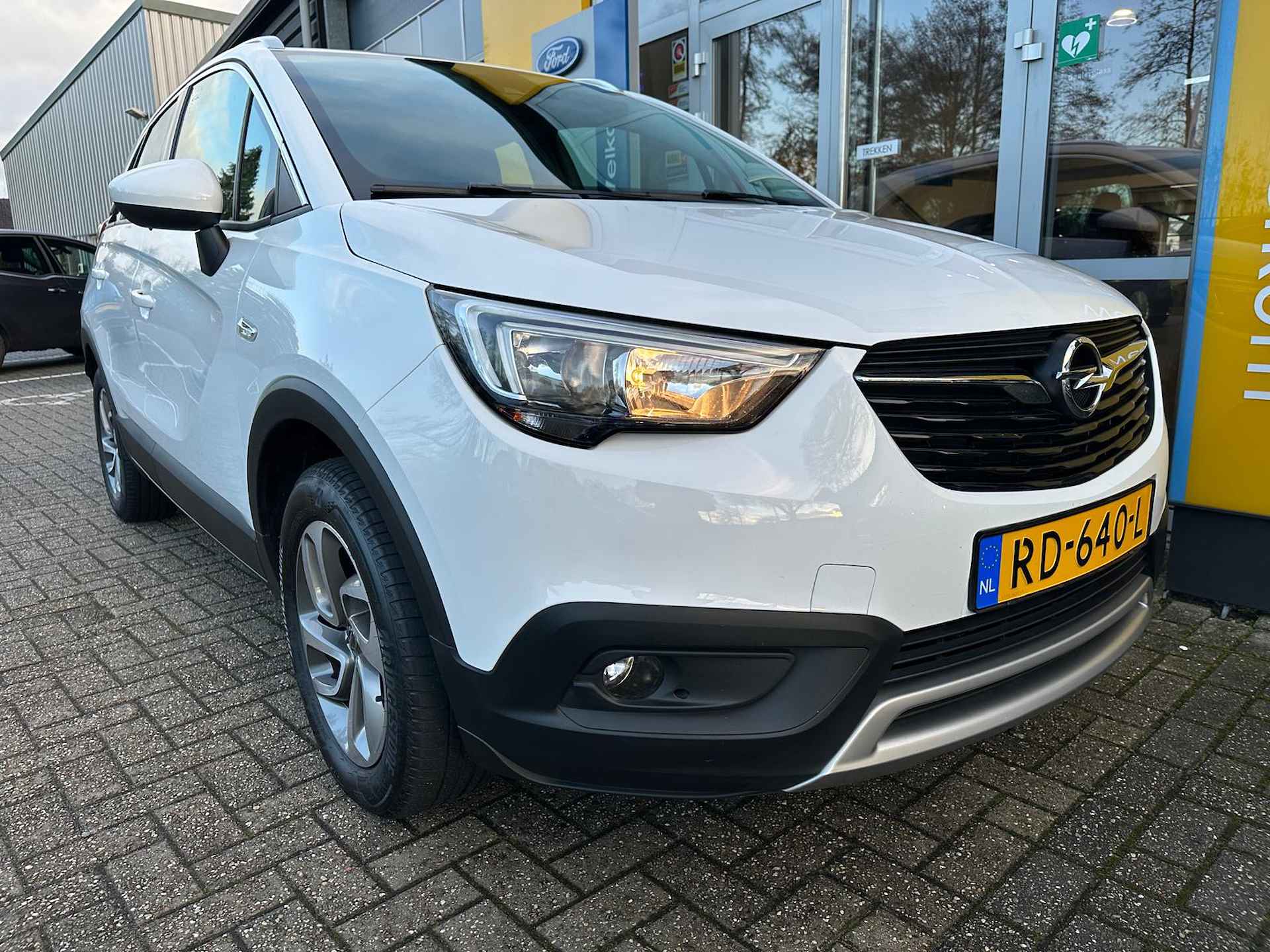 Opel Crossland X 1.2 Turbo 110PK Innovation AUTOMAAT | NAVIGATIE| DAB| CRUISE CONTROL| - 9/37