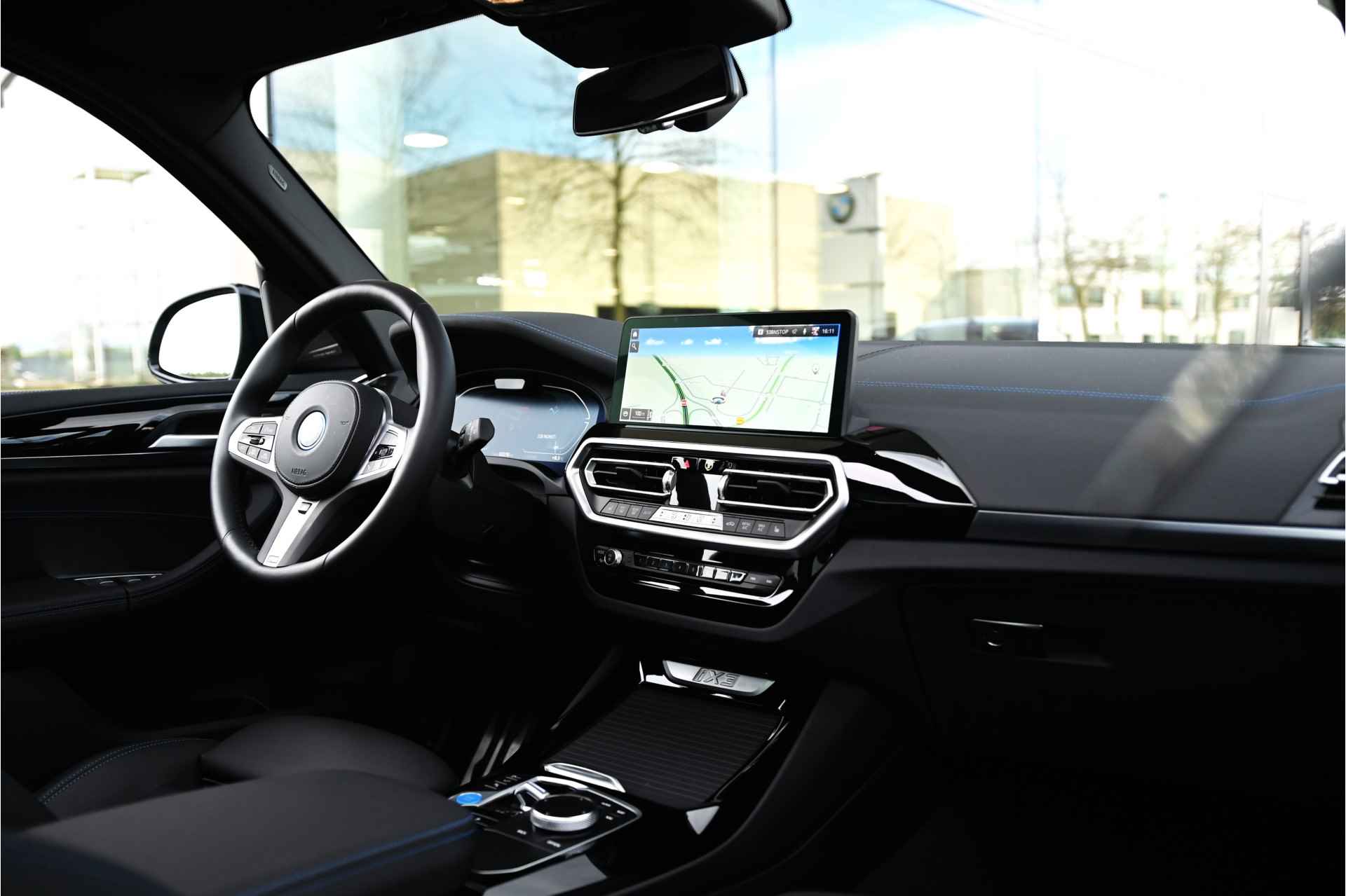 BMW iX3 High Executive / Trekhaak / Sportstoelen / Stoelverwarming / Adaptieve LED / Head-Up / Driving Assistant Professional / Harman Kardon - 5/38