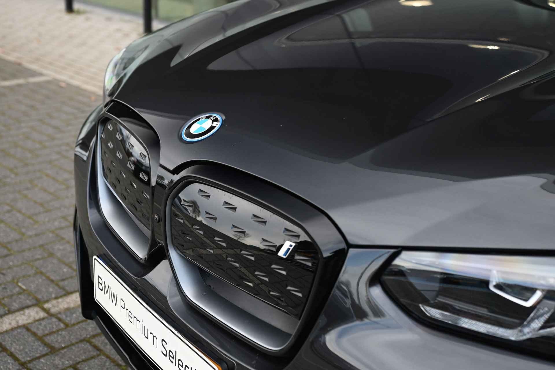 BMW iX3 High Executive / Trekhaak / Sportstoelen / Stoelverwarming / Adaptieve LED / Head-Up / Driving Assistant Professional / Harman Kardon - 10/38