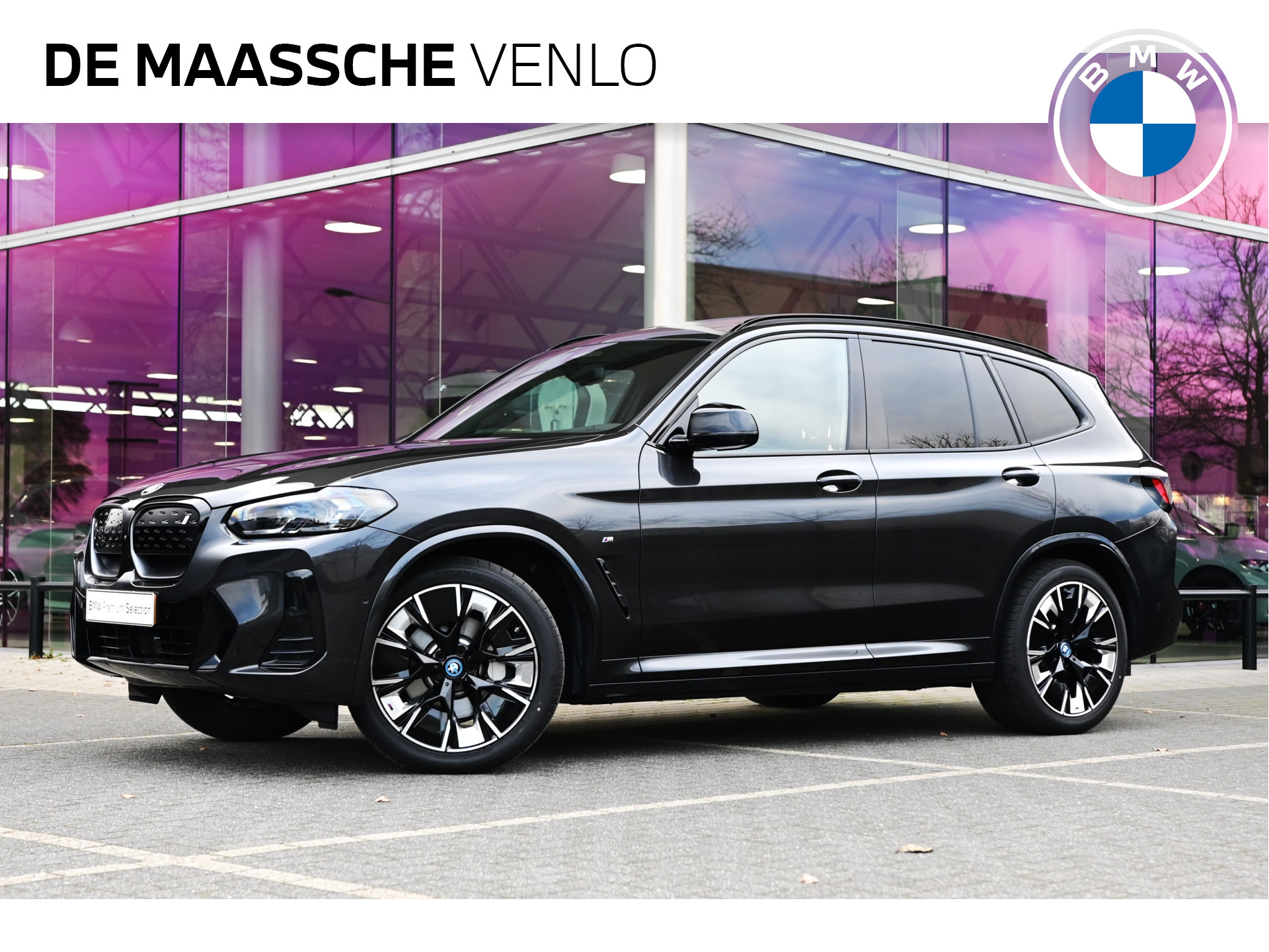 BMW iX3 High Executive / Trekhaak / Sportstoelen / Stoelverwarming / Adaptieve LED / Head-Up / Driving Assistant Professional / Harman Kardon bij viaBOVAG.nl
