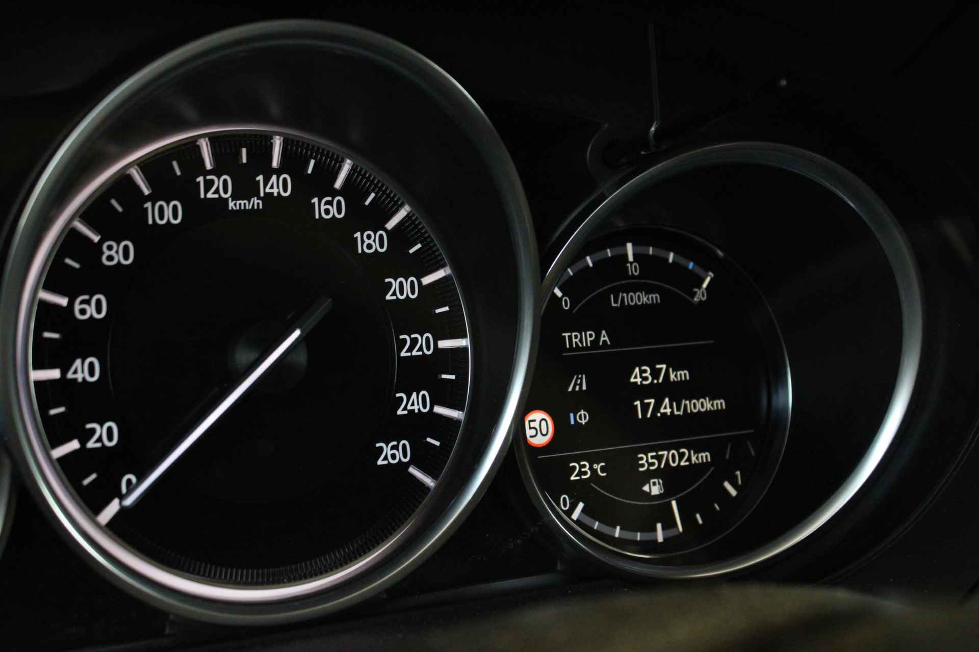 Mazda 6 Sportbreak 2.0 SkyActiv-G 165 Business Automaat! | | Xenon verlichting | Trekhaak | Lederen bekleding | Stoelverwarming | Stoel Ventilatie voor | - 19/42