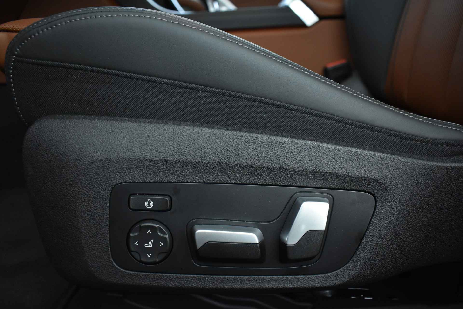 BMW 8 Serie Gran Coupé 840i xDrive High Executive M Sport Automaat / Panoramadak / Laserlight / Bowers & Wilkins / Driving Assistant Professional / Stoelventilatie / Soft-Close / Comfort Access - 9/66