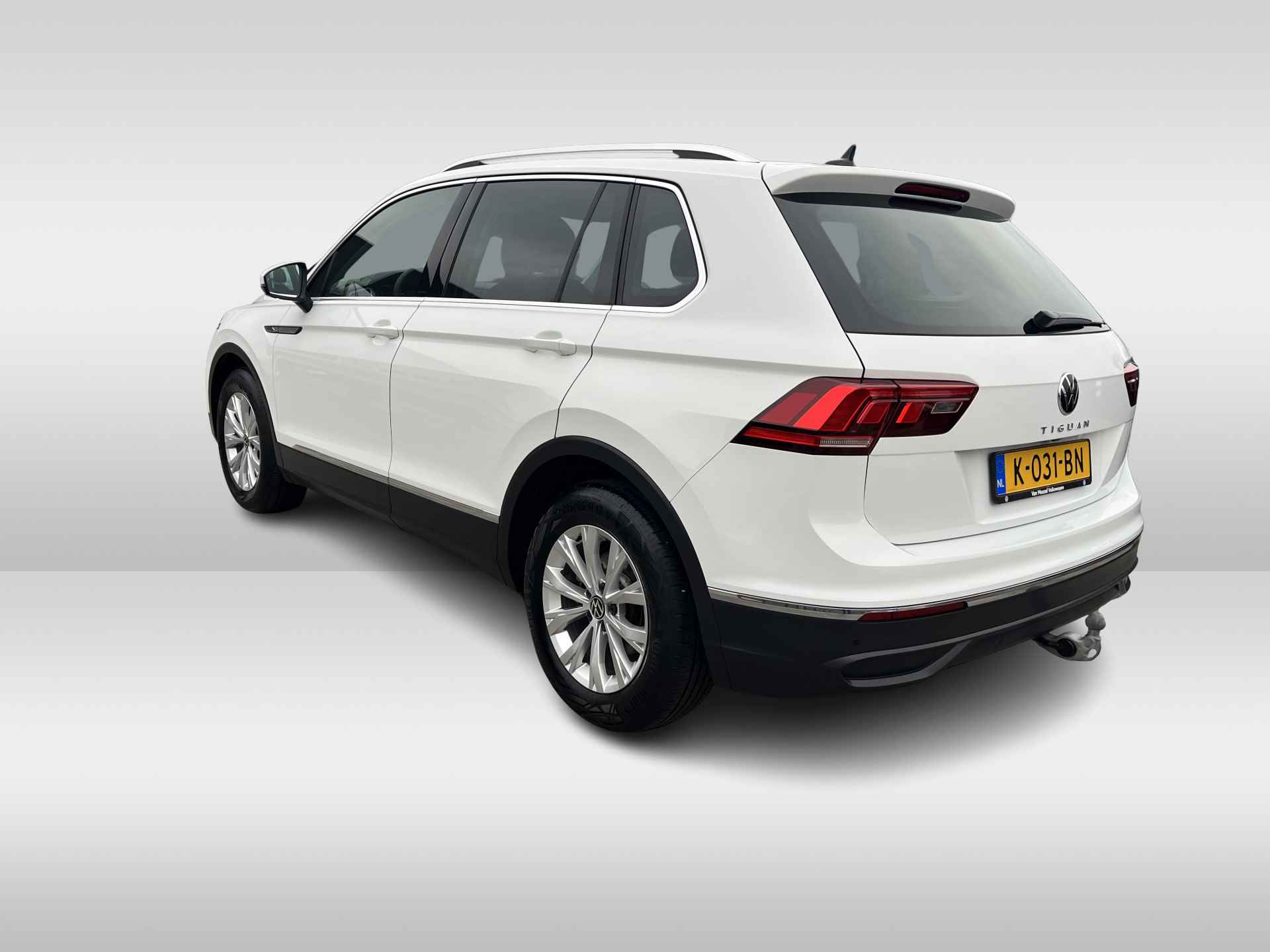 Volkswagen Tiguan 1.5 TSI 130 pk Life Business | Navi | Ergo bestuurdersstoel - 3/25