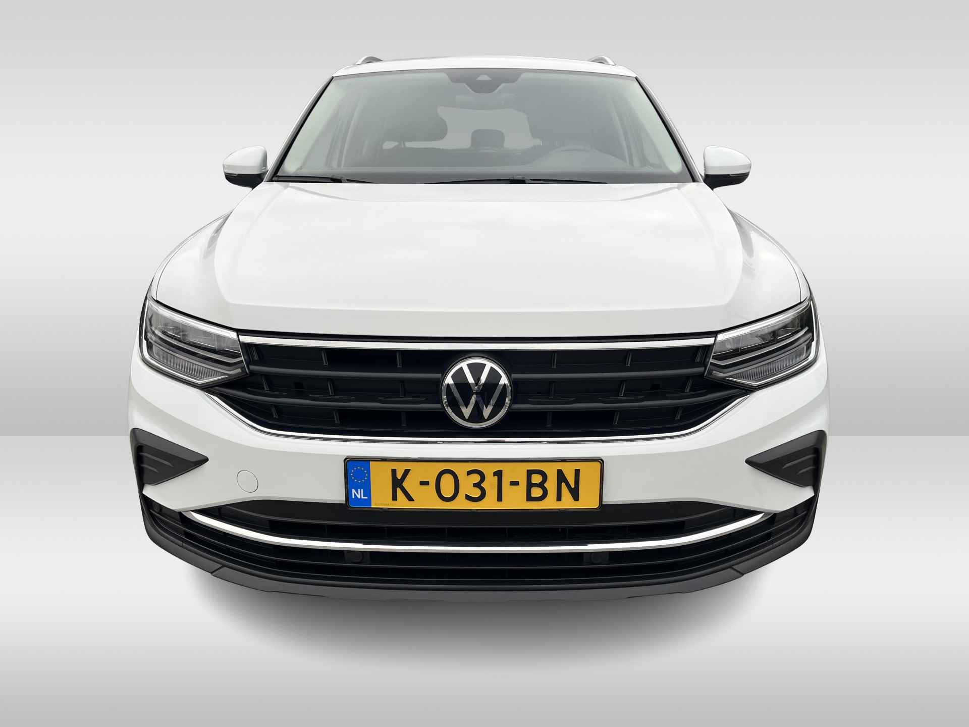 Volkswagen Tiguan 1.5 TSI 130 pk Life Business | Navi | Ergo bestuurdersstoel - 4/25