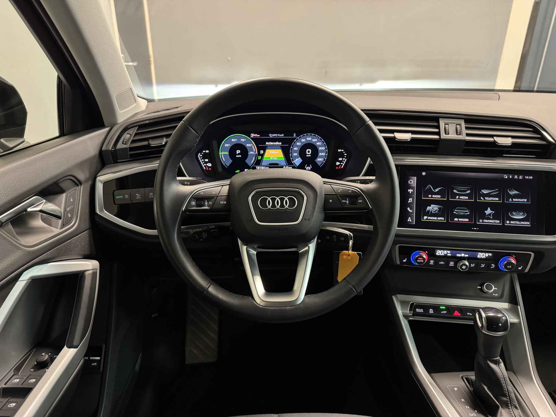 Audi Q3 45 TFSI e Stoelverwarming/360° Camera/Parkeersensoren - 13/29