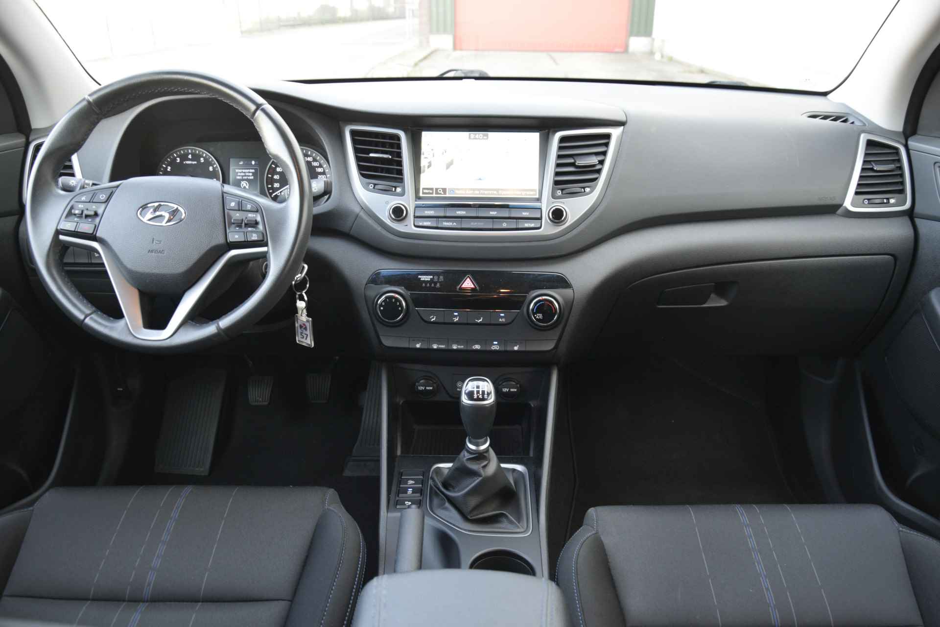 Hyundai Tucson 1.6 GDi | Stoelverw. | Apple Carplay | Navi | Camera | Cruise en Climate Control | - 4/36