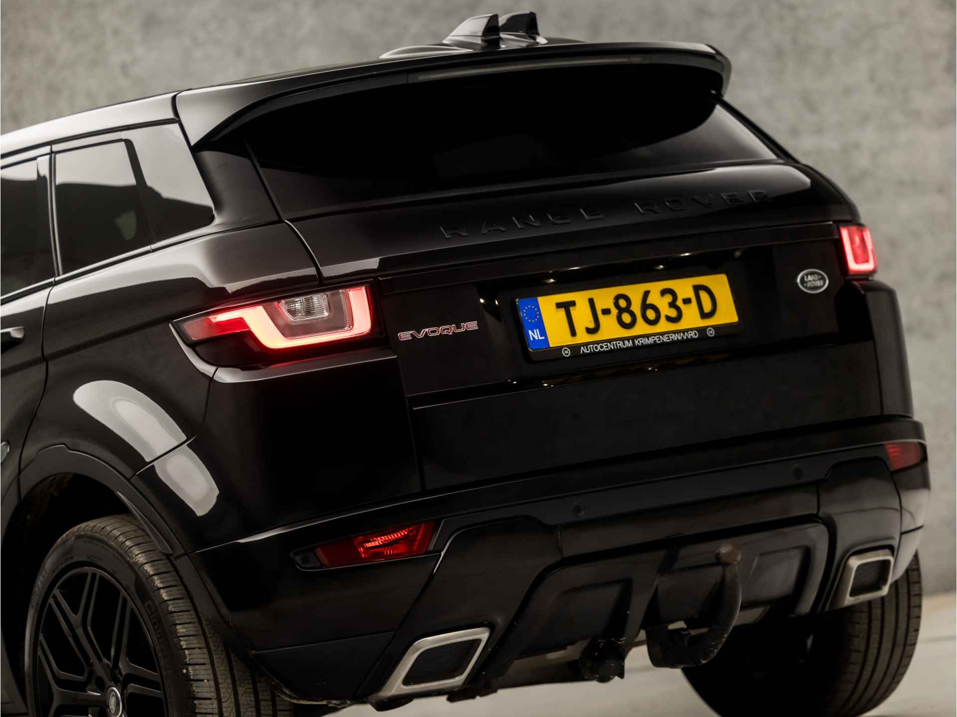 Land Rover Range Rover Evoque 2.0 Si4 HSE Dynamic Black Edition 241Pk Automaat (PANORAMADAK, GROOT NAVI, MERIDIAN AUDIO, STUUR/STOELVERWARMING, GETINT GLAS, ELEK SPORTSTOELEN, CAMERA, ELEK ACHTERKLEP, TREKHAAK, NIEUWSTAAT) - 17/43