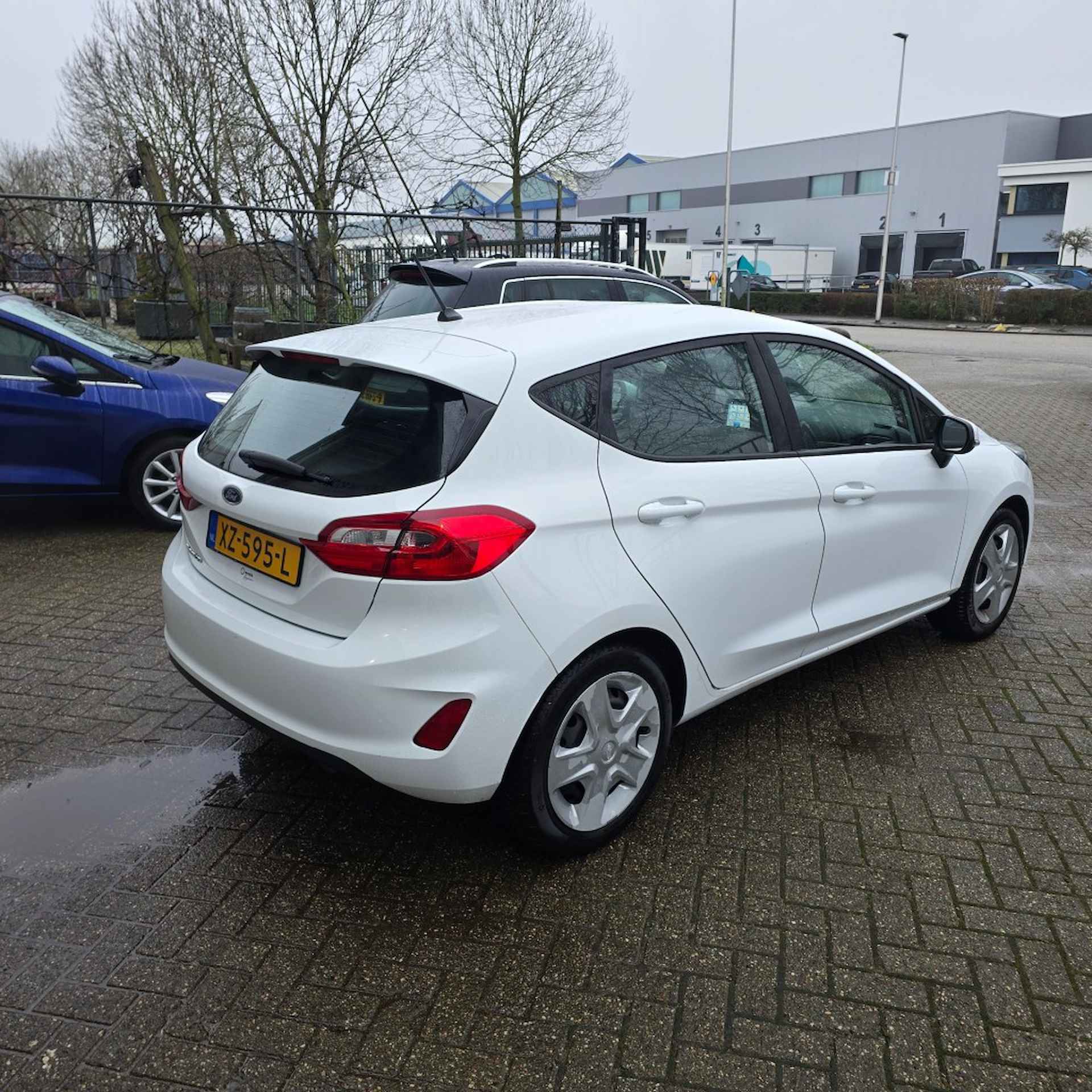 FORD Fiesta 1.1 Trend. BTW auto prijs rijklaar - 4/9