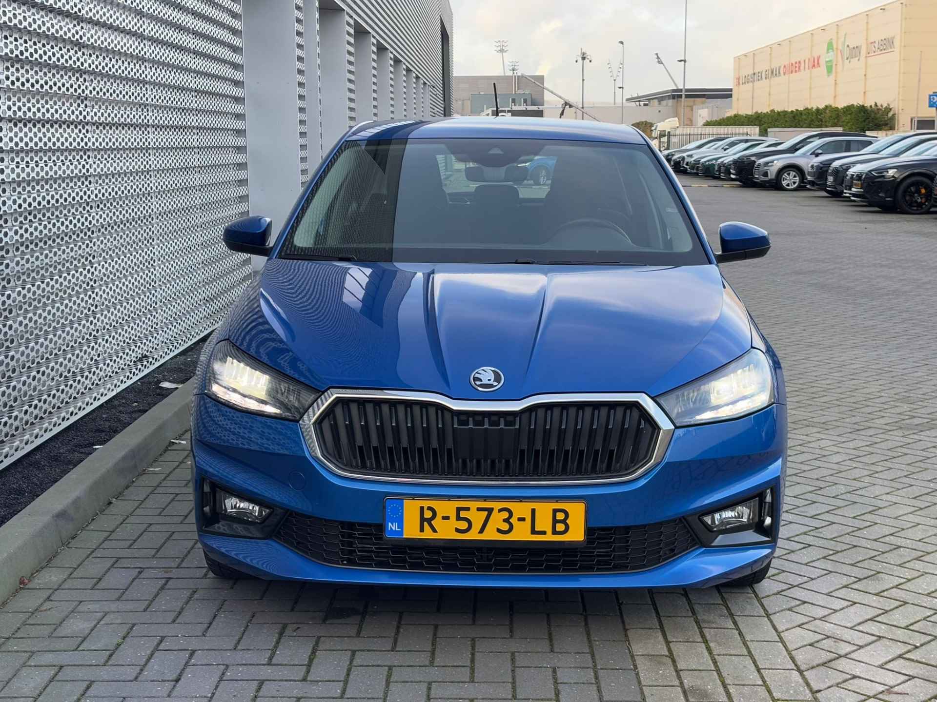 Škoda Fabia 1.0 TSI Business Edition / Parkeersensoren Achter / Stoelverwarming / LED / App-Connect / 15" LMV P4 - 11/31