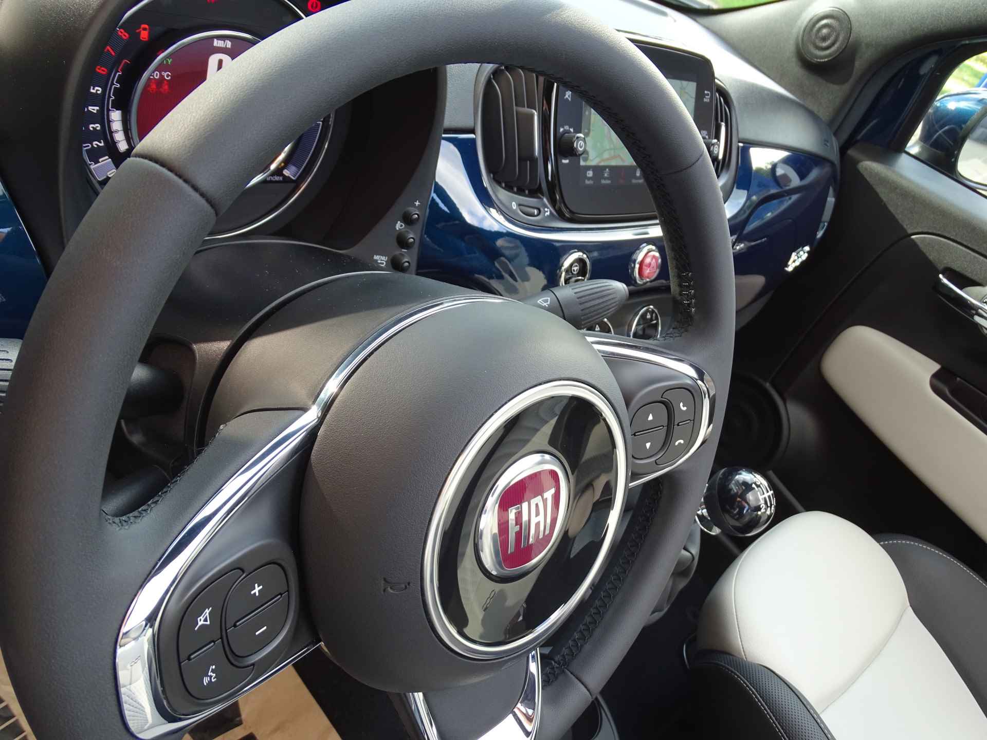 Fiat 500C 1.0 Hybrid Dolcevita - 29/34