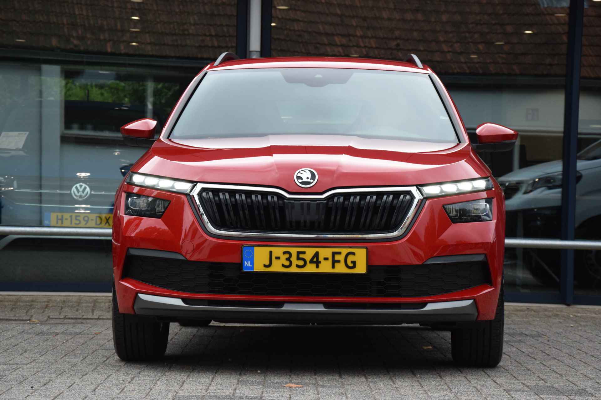 Škoda Kamiq 1.0 TSI 110PK DSG Automaat Sport Business | Org. NL | BOVAG Garantie | Achteruitrijcamera + PDC Achter | Cruise Control | Virtual dashboard | Stoelverwarming | Voorruit verwarming | - 11/39