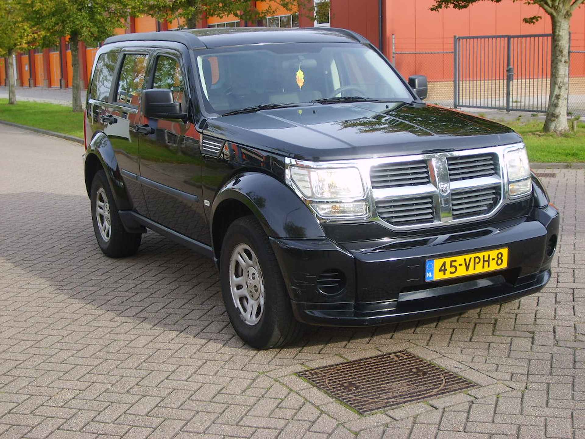 Dodge Nitro 2.8 CRD 4 X 4 Grijs Kenteken - 3/15