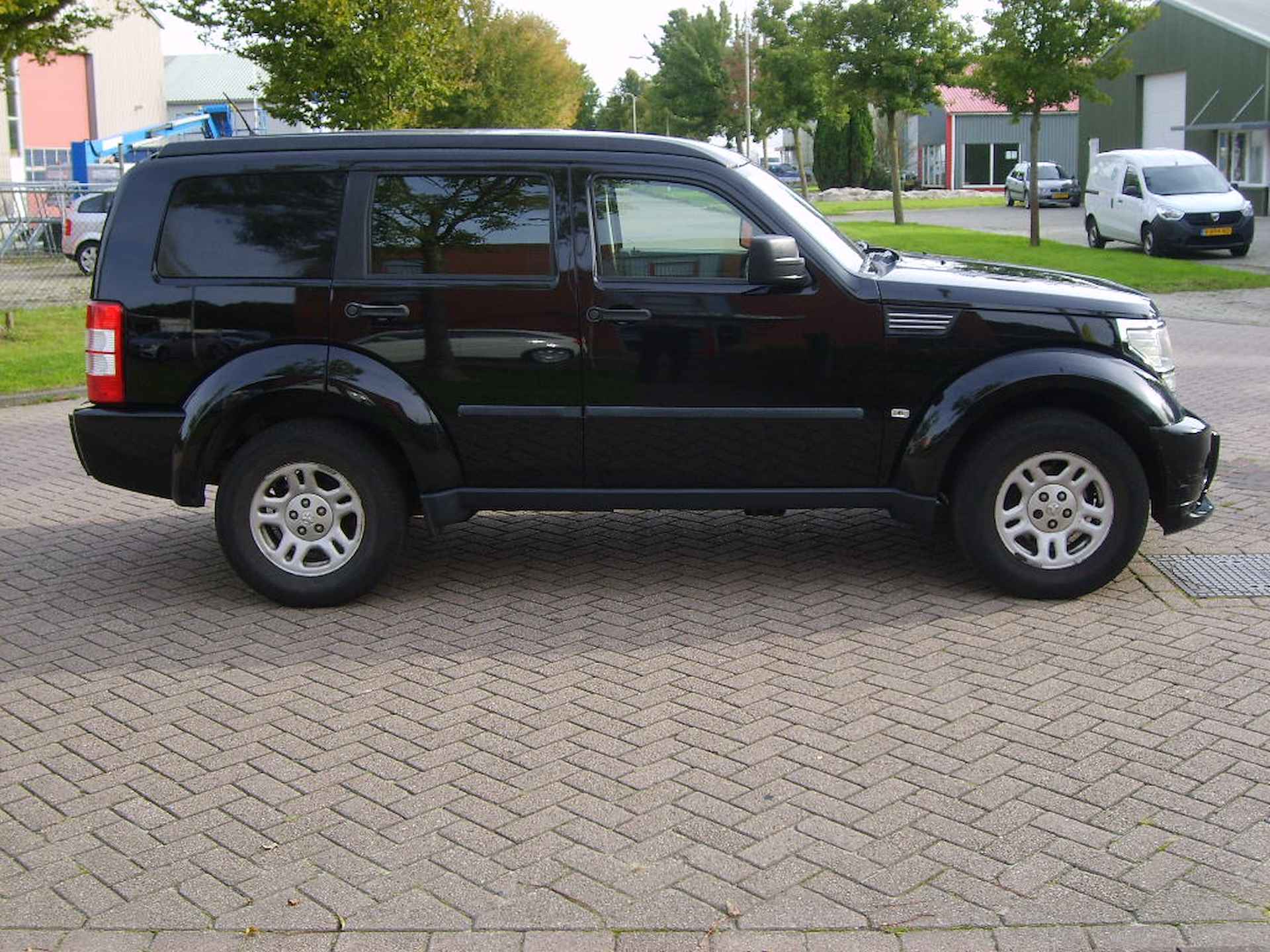 Dodge Nitro 2.8 CRD 4 X 4 Grijs Kenteken - 4/15