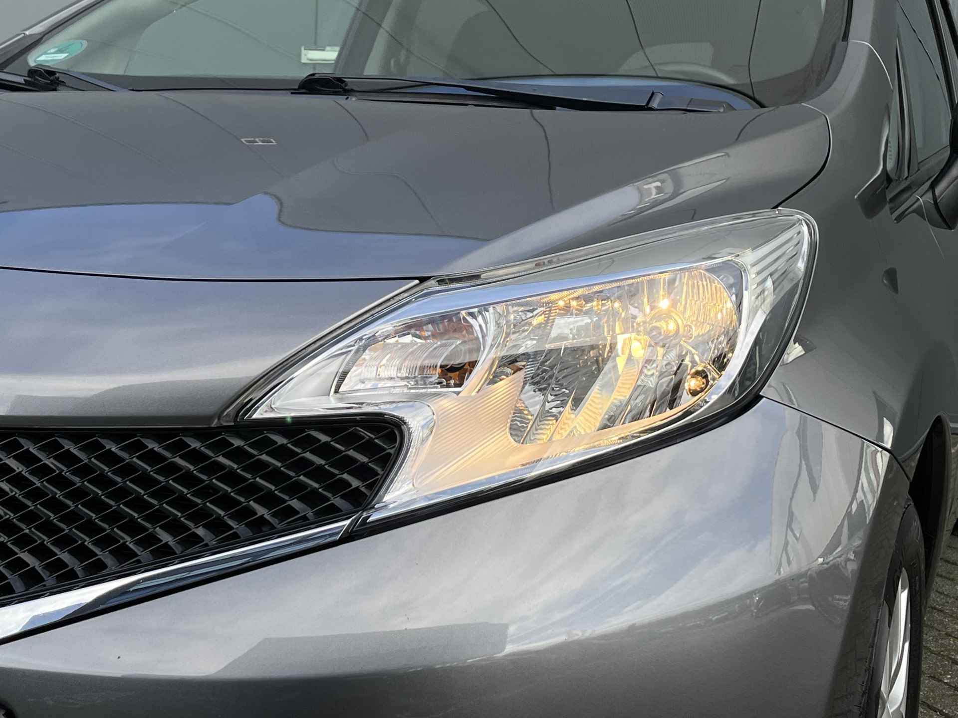 Nissan Note 1.2 81pk Connect Edition + Family Pack | Climate | Keyless | Navigatie | Trekhaak | 15" Lichtmetaal | Cruisecontrol | 1e eigenaa - 10/27