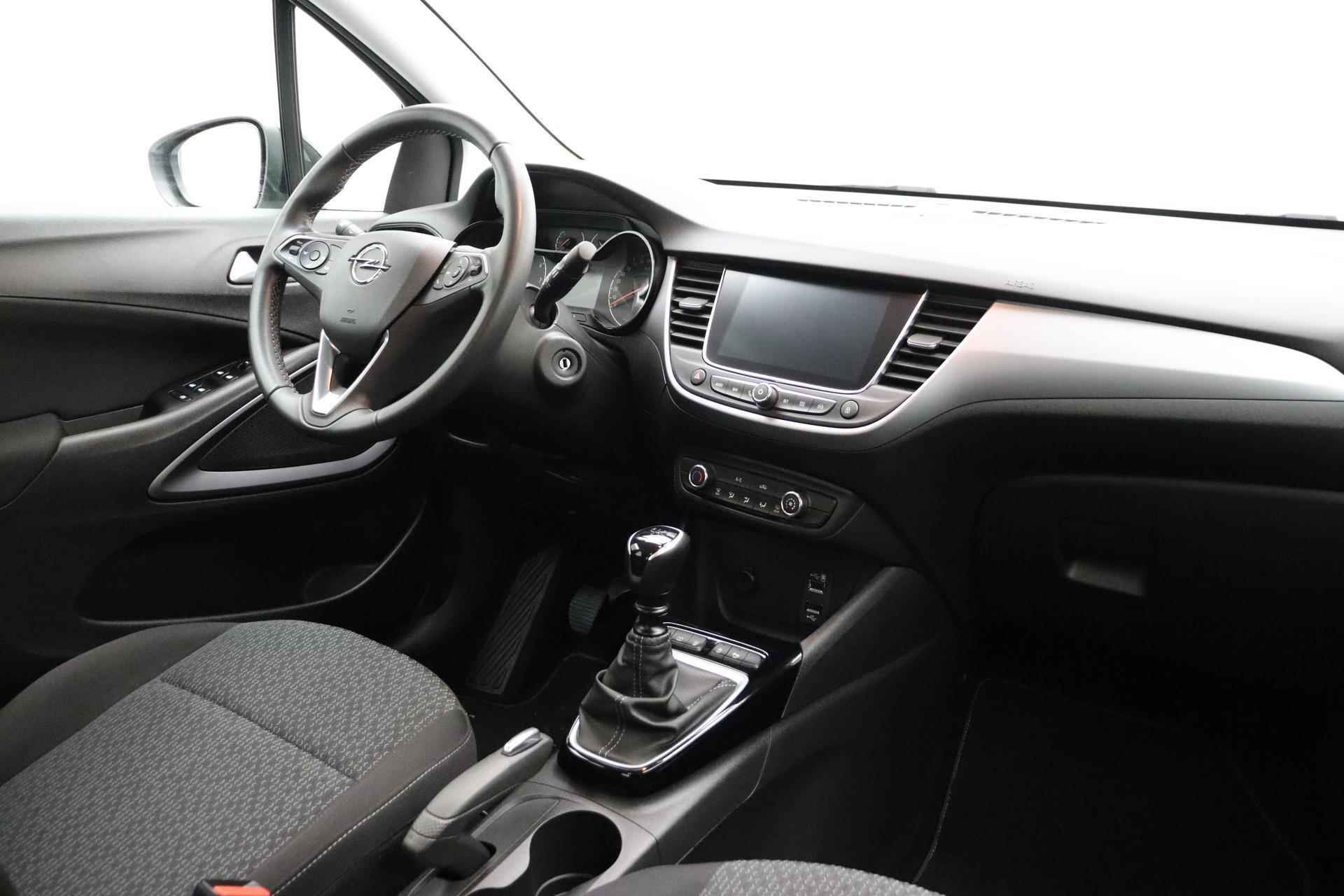 Opel Crossland 1.2 Turbo 110pk Edition | Navigatie | Camera | LED verlichting | Parkeersensoren | Cruise control | DAB Radio - 4/32
