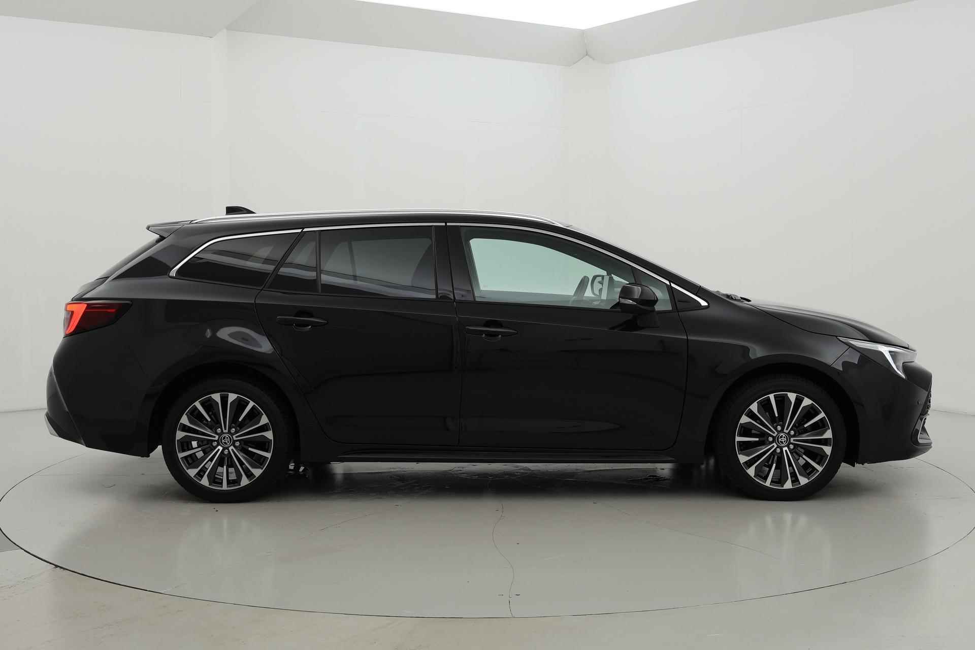 Toyota Corolla Touring Sports 1.8 Hybrid First Edition Automaat - 21/37