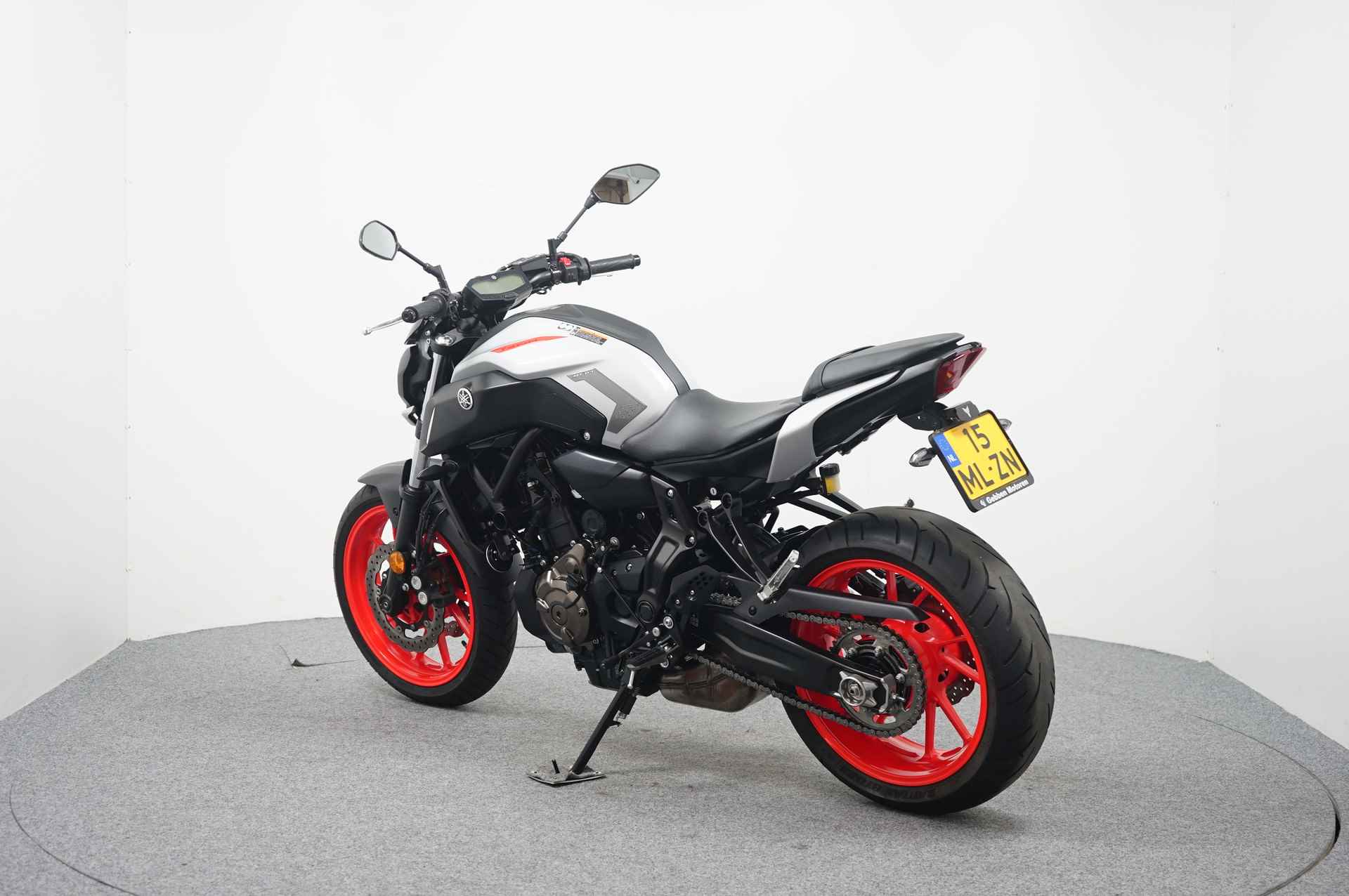 Yamaha MT-07 ABS - 6/15