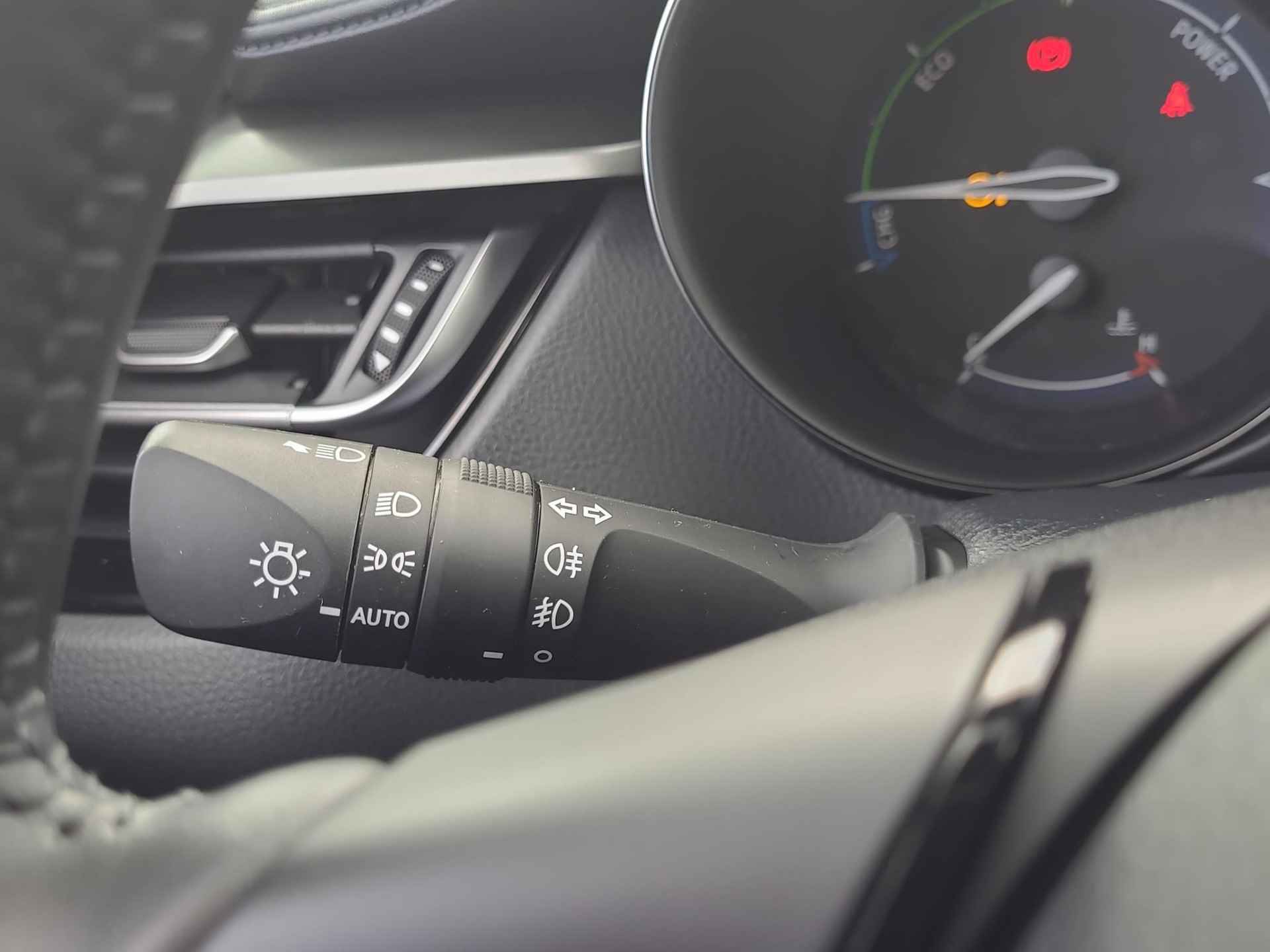 Toyota C-HR 1.8 Hybrid Dynamic Automaat | Apple CarPlay / Android Auto | Rijklaarprijs incl. garantie | - 15/33
