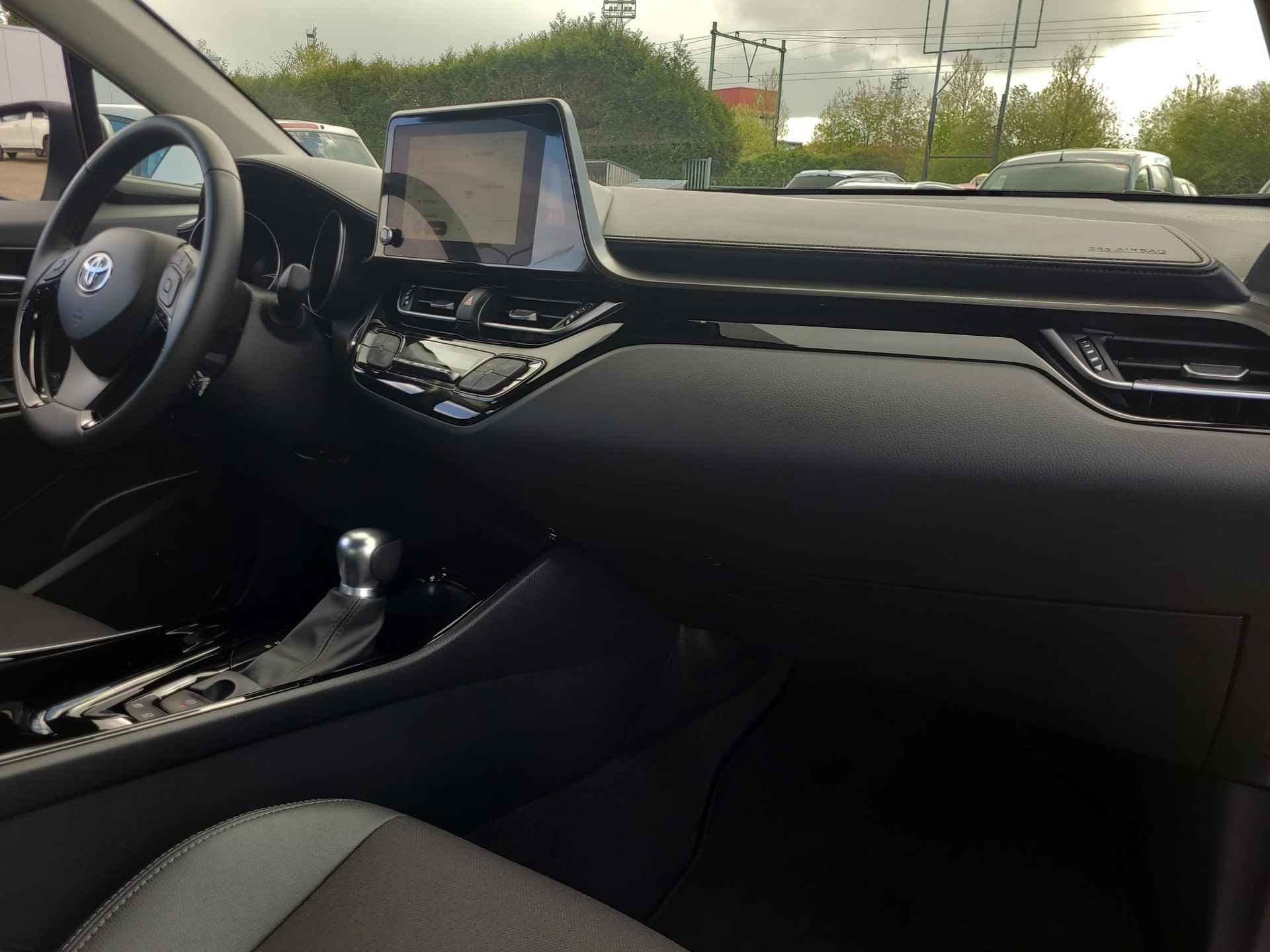 Toyota C-HR 1.8 Hybrid Dynamic Automaat | Apple CarPlay / Android Auto | Rijklaarprijs incl. garantie | - 22/33