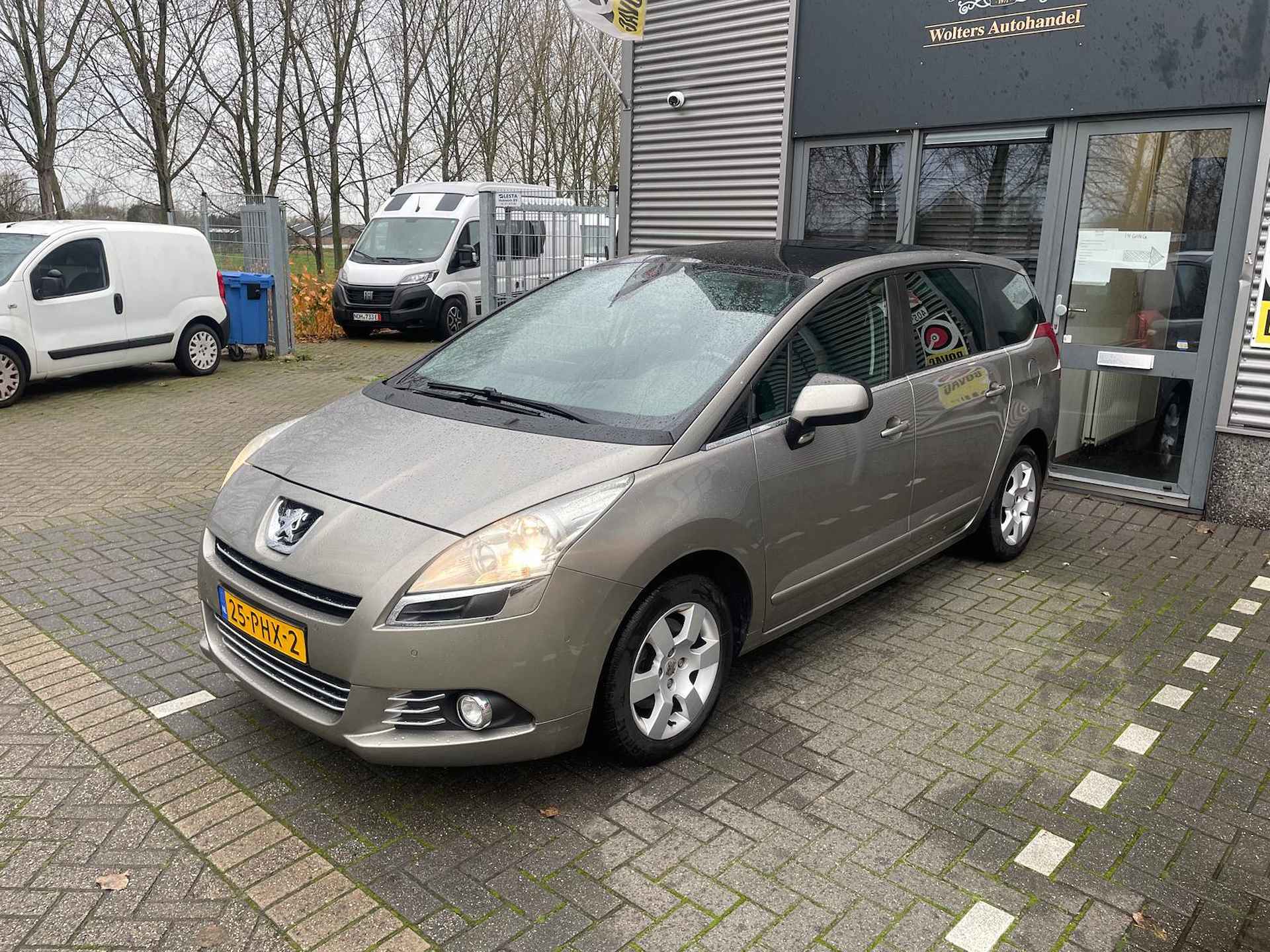 Peugeot 5008 1.6 THP ST 7p. - 6/26