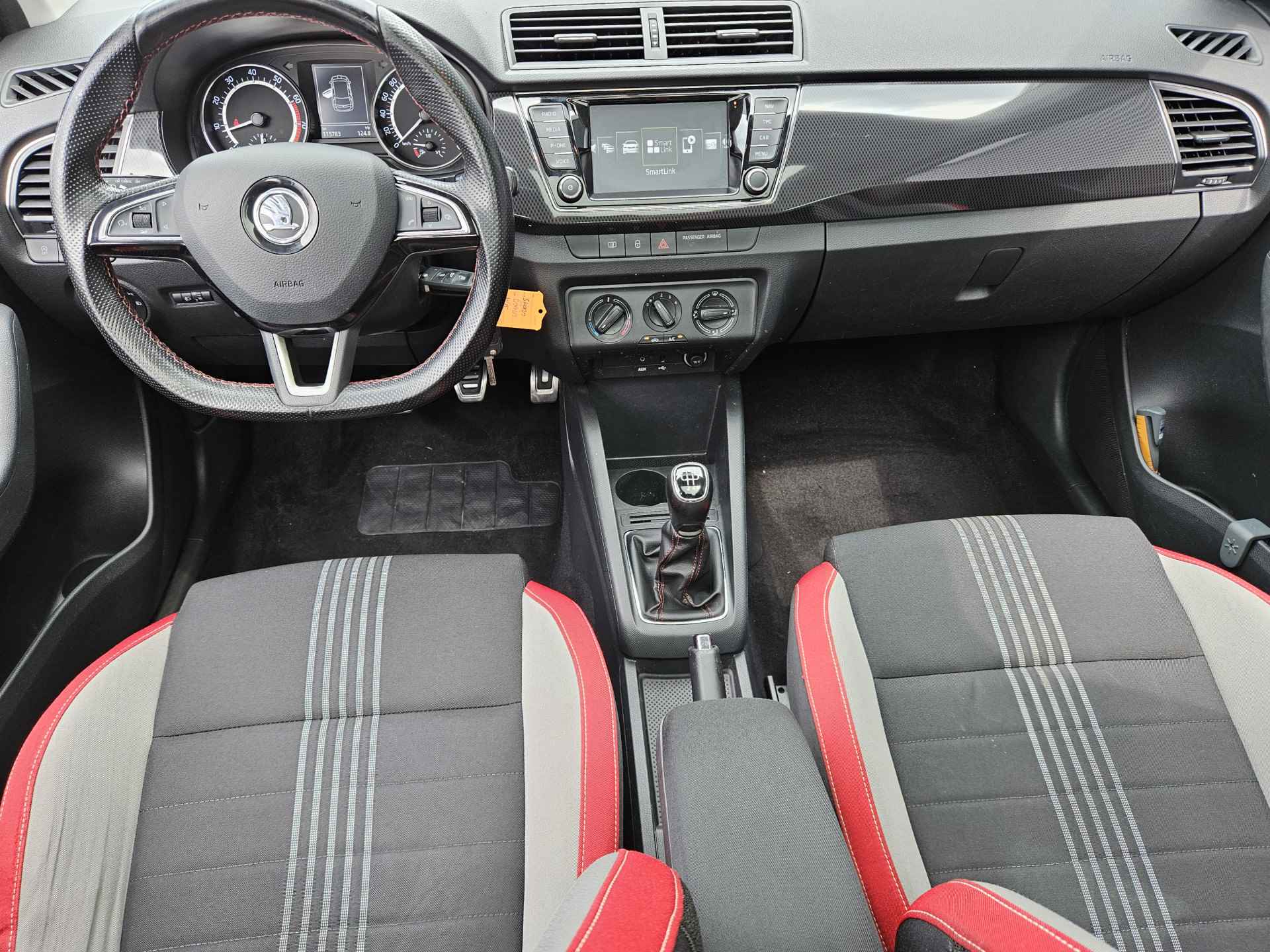 Škoda Fabia Combi 1.2 TSI Monte Carlo Gave uitvoering met Panoramadak | Navigatie | Parkeersensoren - 9/39