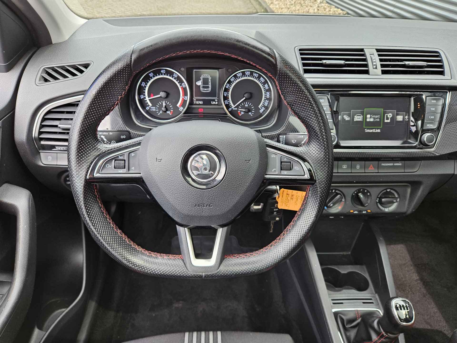 Škoda Fabia Combi 1.2 TSI Monte Carlo Gave uitvoering met Panoramadak | Navigatie | Parkeersensoren - 30/39
